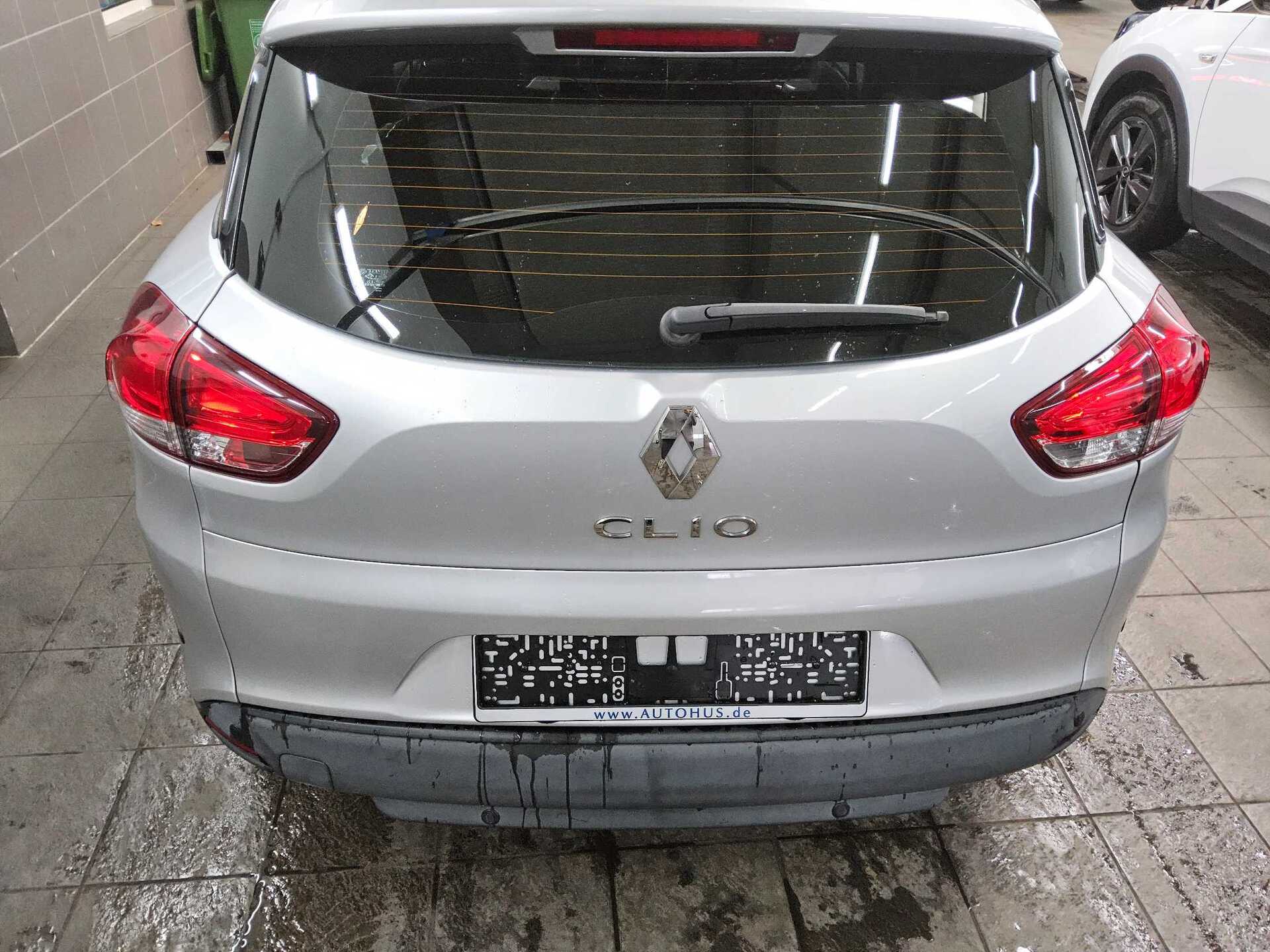 Renault Clio Grandtour 0.9 TCe Life Navi PDC BT 11