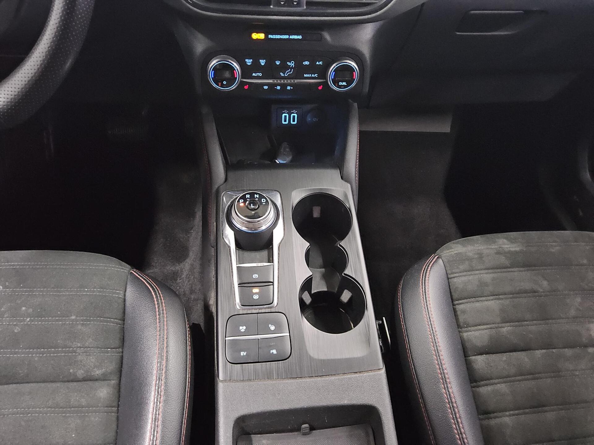 Ford Kuga 2.5 Duratec ST-Line Navi LED ACC RfK AHK 6