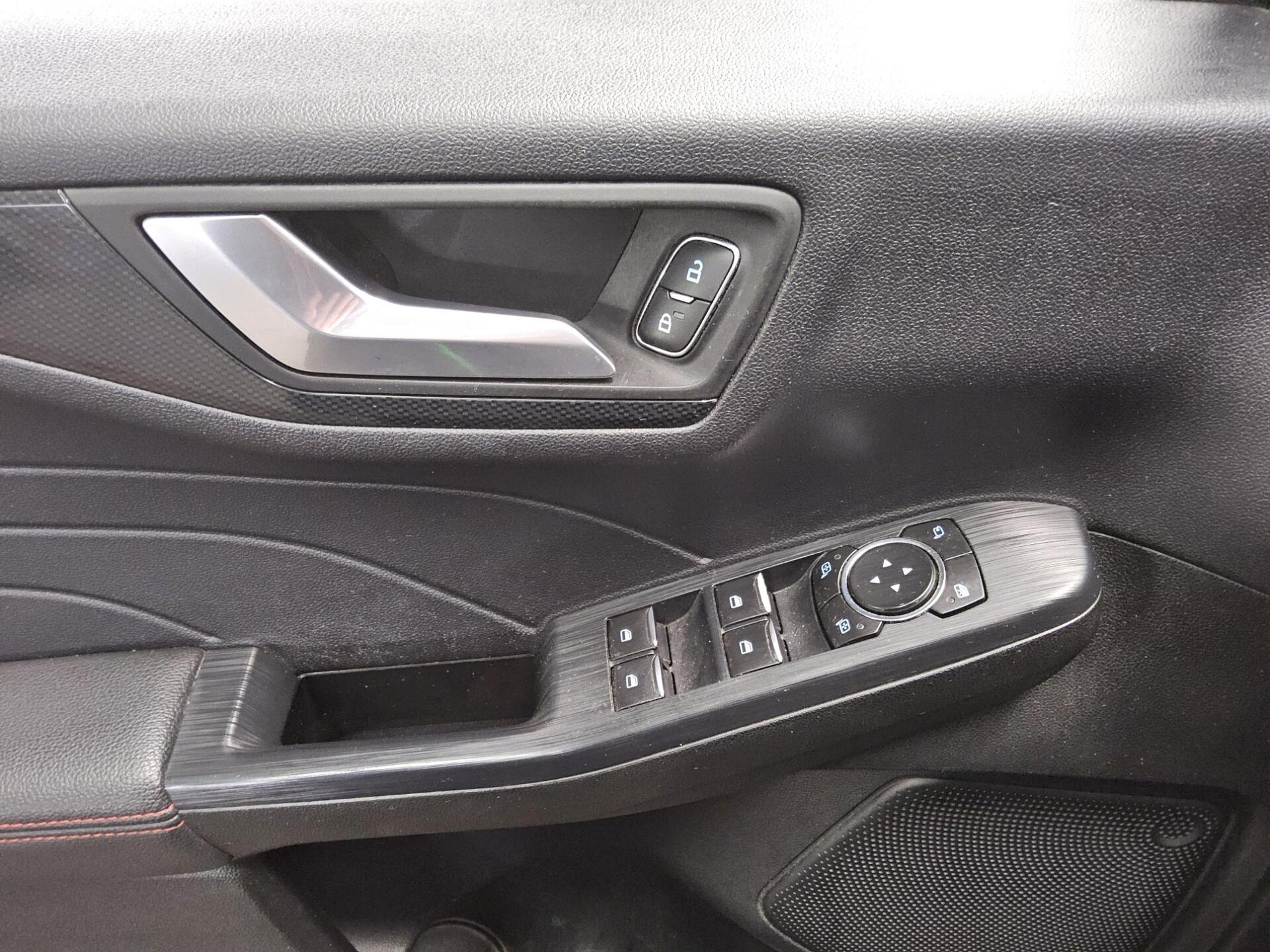 Ford Kuga 2.5 Duratec ST-Line X Navi DC LED AHK ACC 10