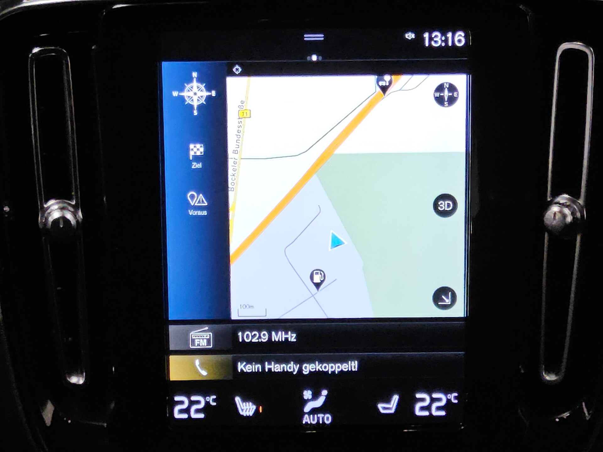 Volvo XC40 D3 Inscription Leder Navi AHK LED StandHzg 7