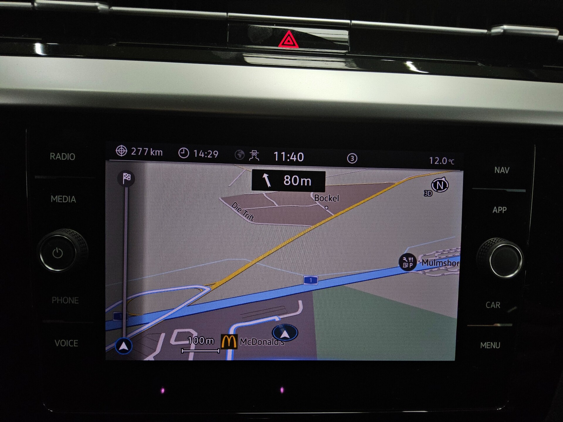 Volkswagen Arteon 2.0 TSI R-Line Navi AID AHK LED RFK 7