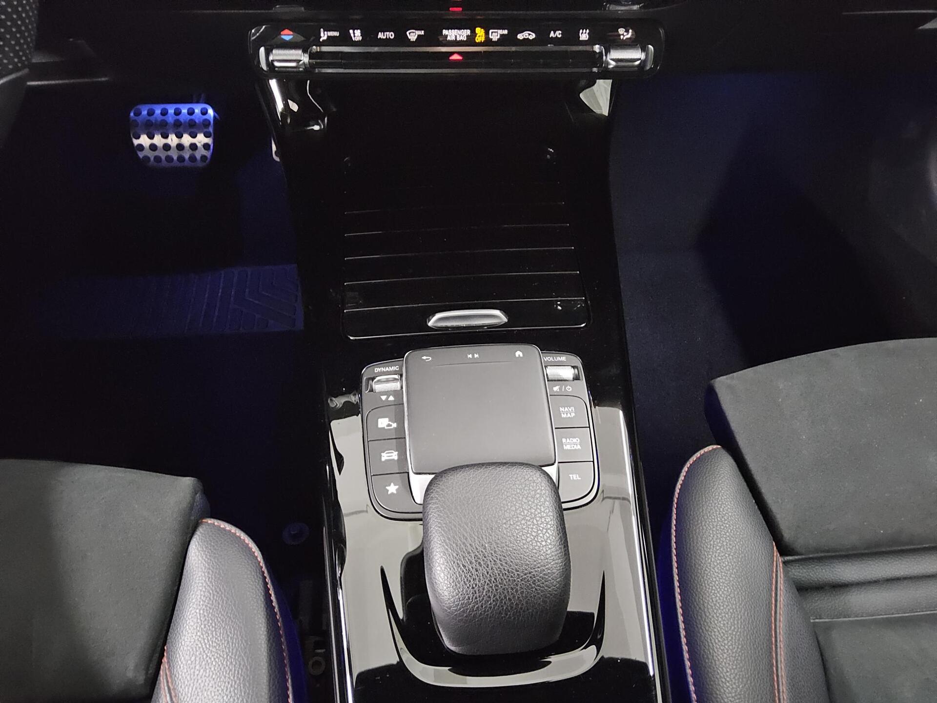 Mercedes-Benz A 250 Lim. e AMG-Line Navi LED Sound MBUX AR RFK 6