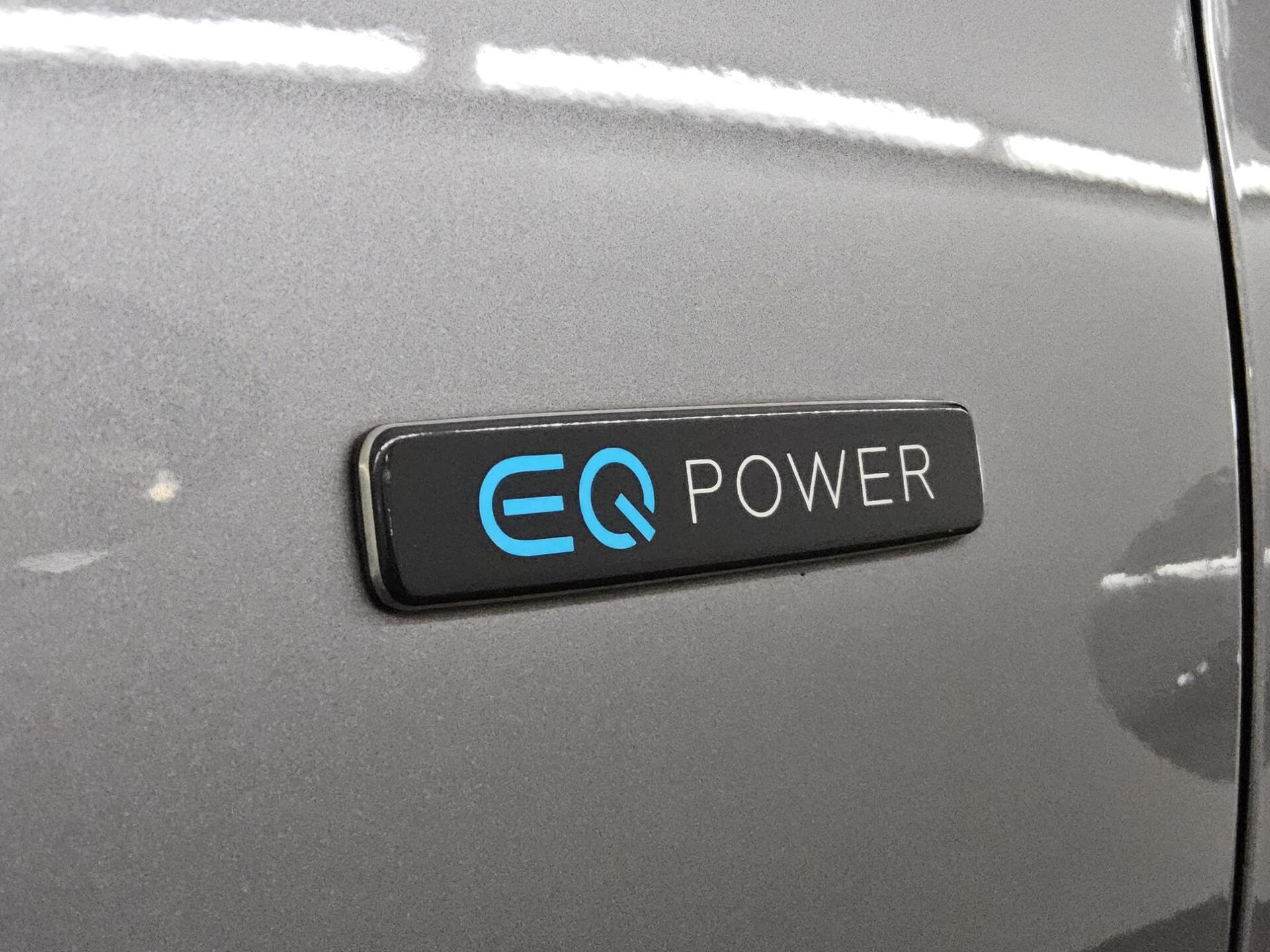 Mercedes-Benz A 250 Lim. e AMG-Line Navi LED Sound MBUX AR RFK 12