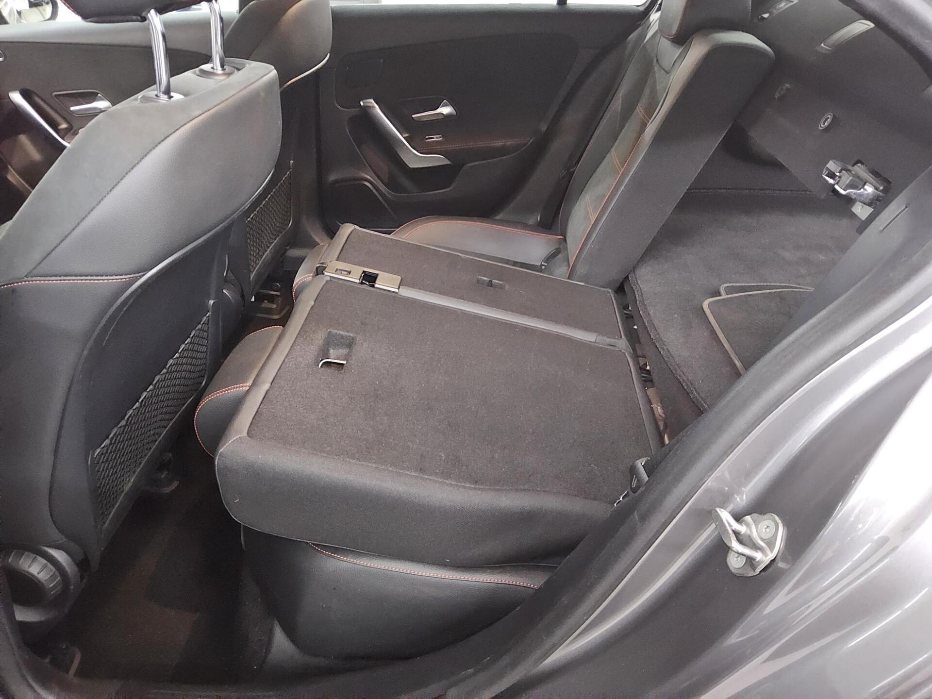 Mercedes-Benz A 250 Lim. e AMG-Line Navi LED Sound MBUX AR RFK 13