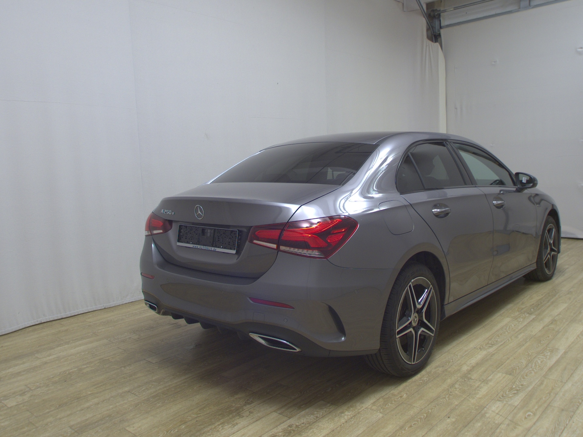 Mercedes-Benz A 250 Lim. e AMG-Line Navi LED Sound MBUX AR RFK 4