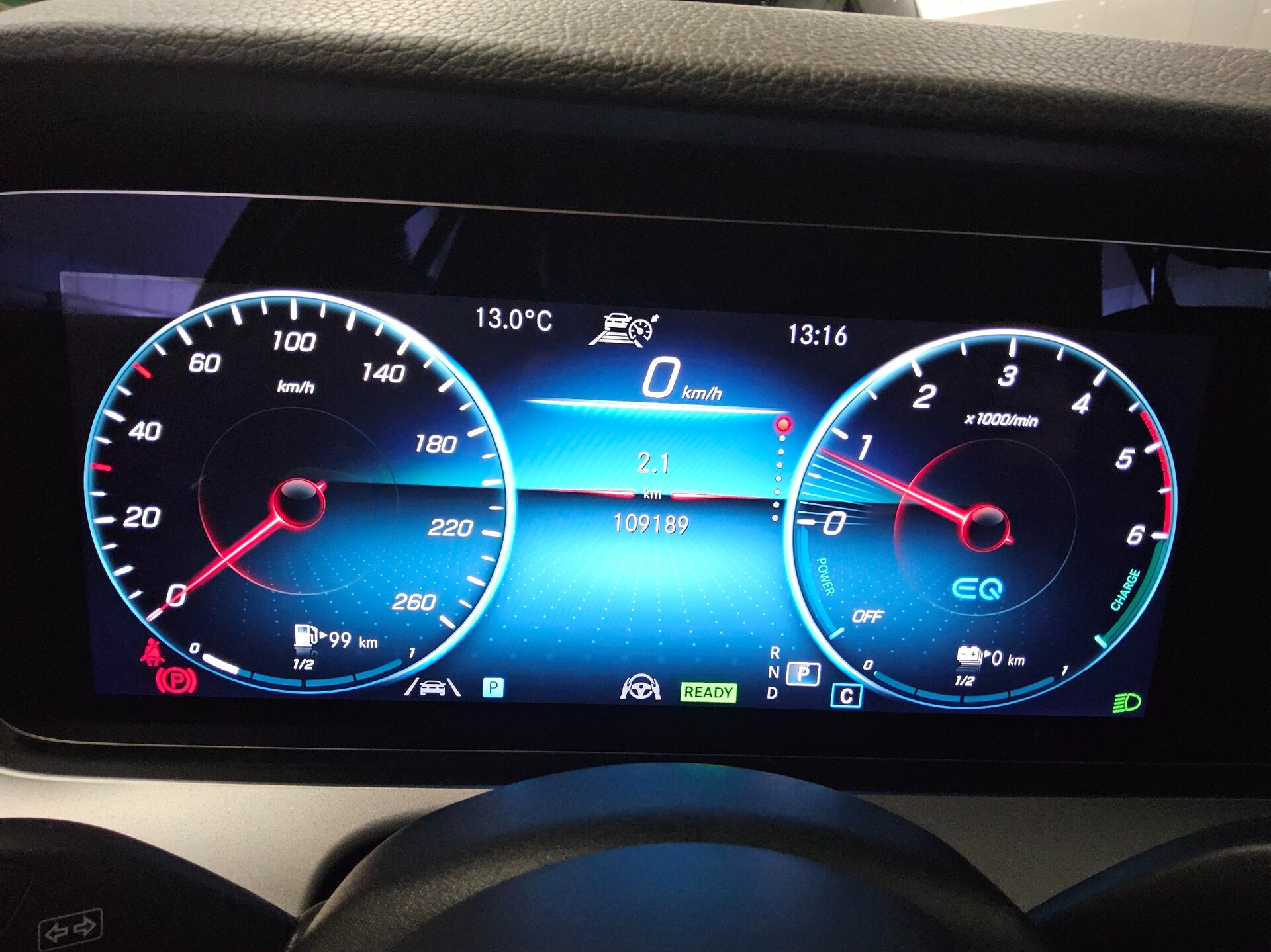 Mercedes-Benz E 300 T de Navi Widescreen LED RFK Distr.+ AHK 8