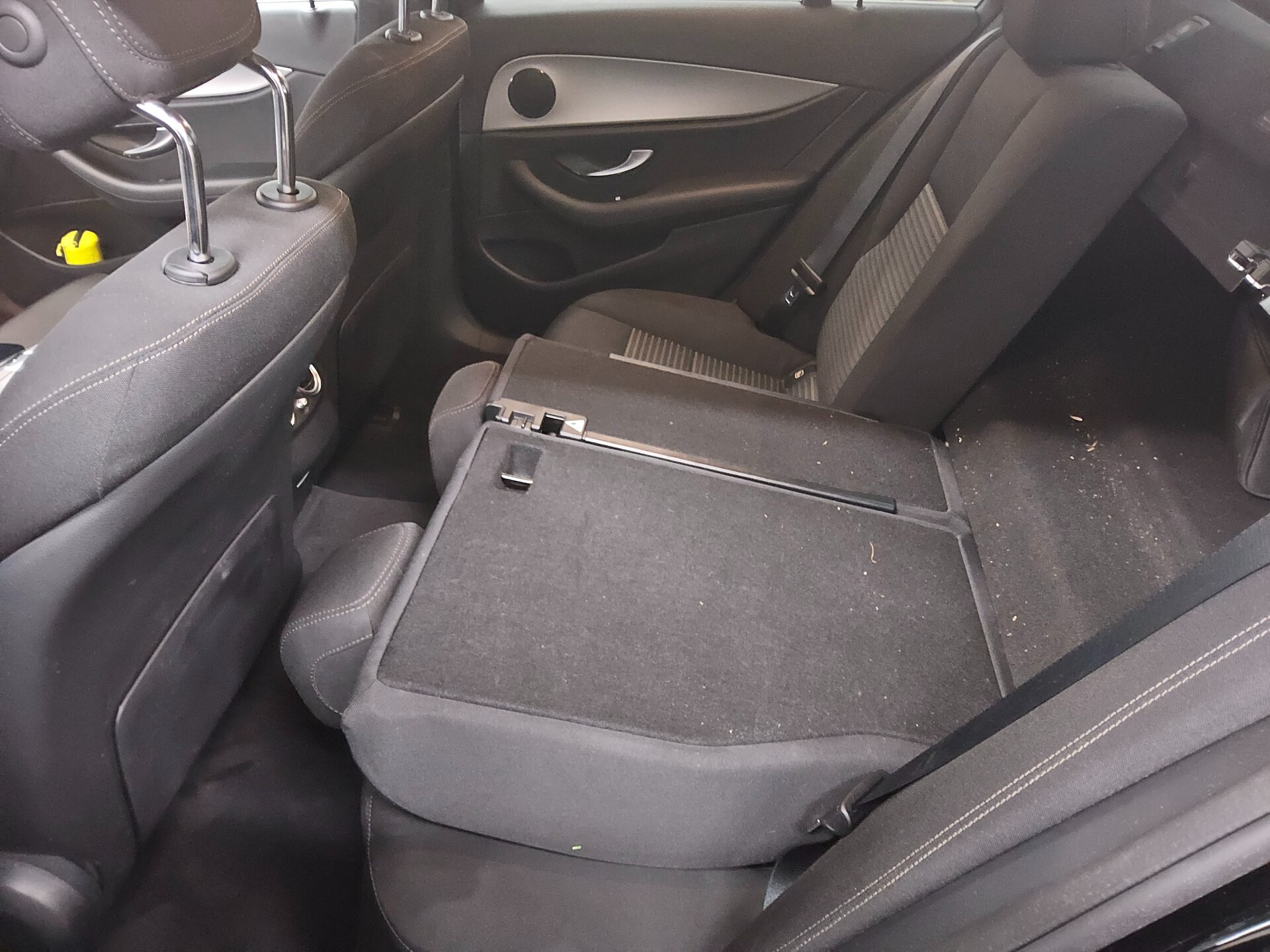 Mercedes-Benz E 300 de Avantgarde Navi LED Widescreen RFK 12