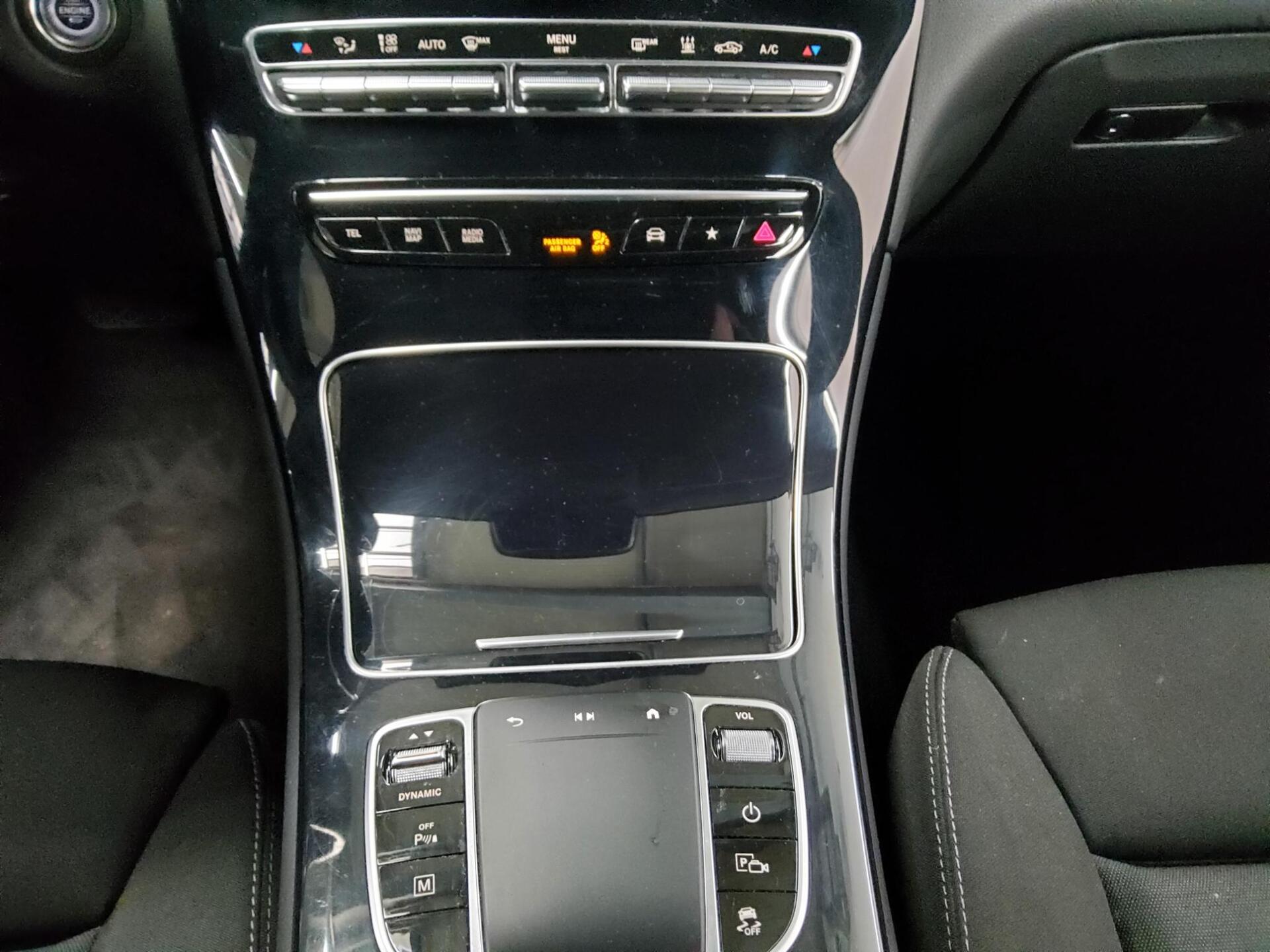 Mercedes-Benz GLC 300 de 4M Navi Widescreen LED AHK Distr.+ 6