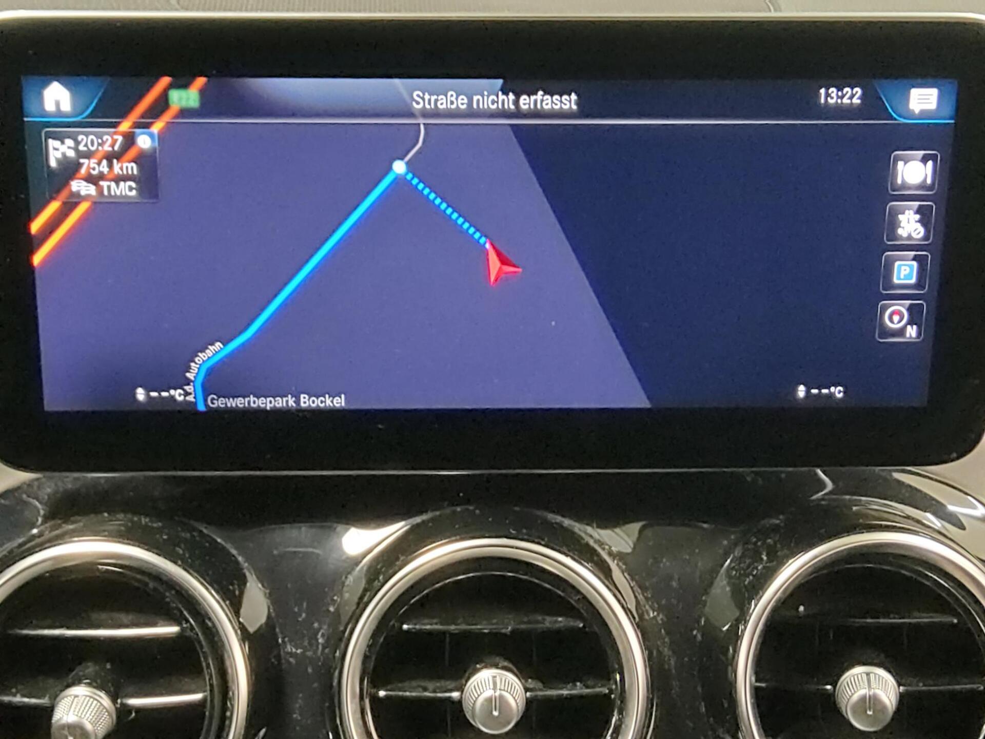 Mercedes-Benz GLC 300 de 4M Navi Widescreen LED AHK Distr.+ 7