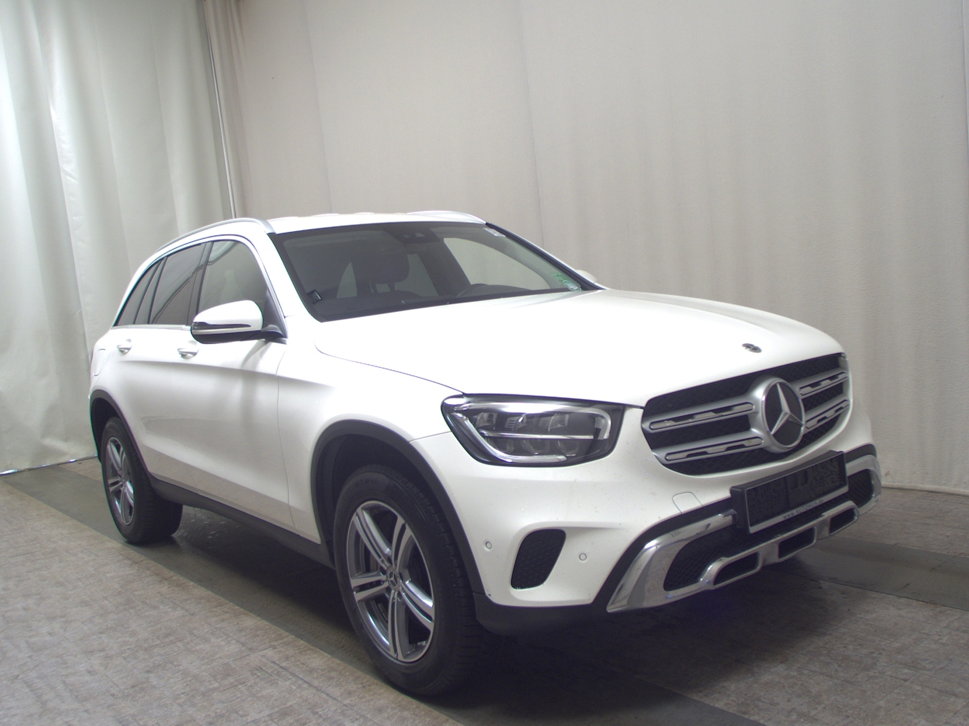 Mercedes-Benz GLC 300 de 4M Navi Widescreen LED AHK Distr.+ 3