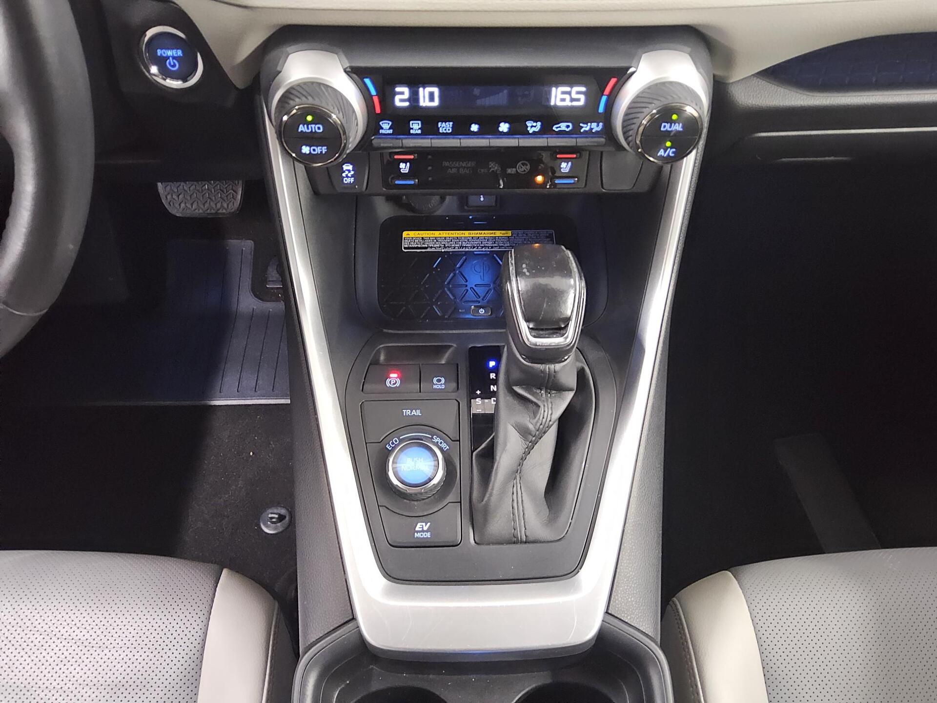 Toyota RAV 4 2.5 VVT-i Hybrid 4x4 Leder Navi LED 6