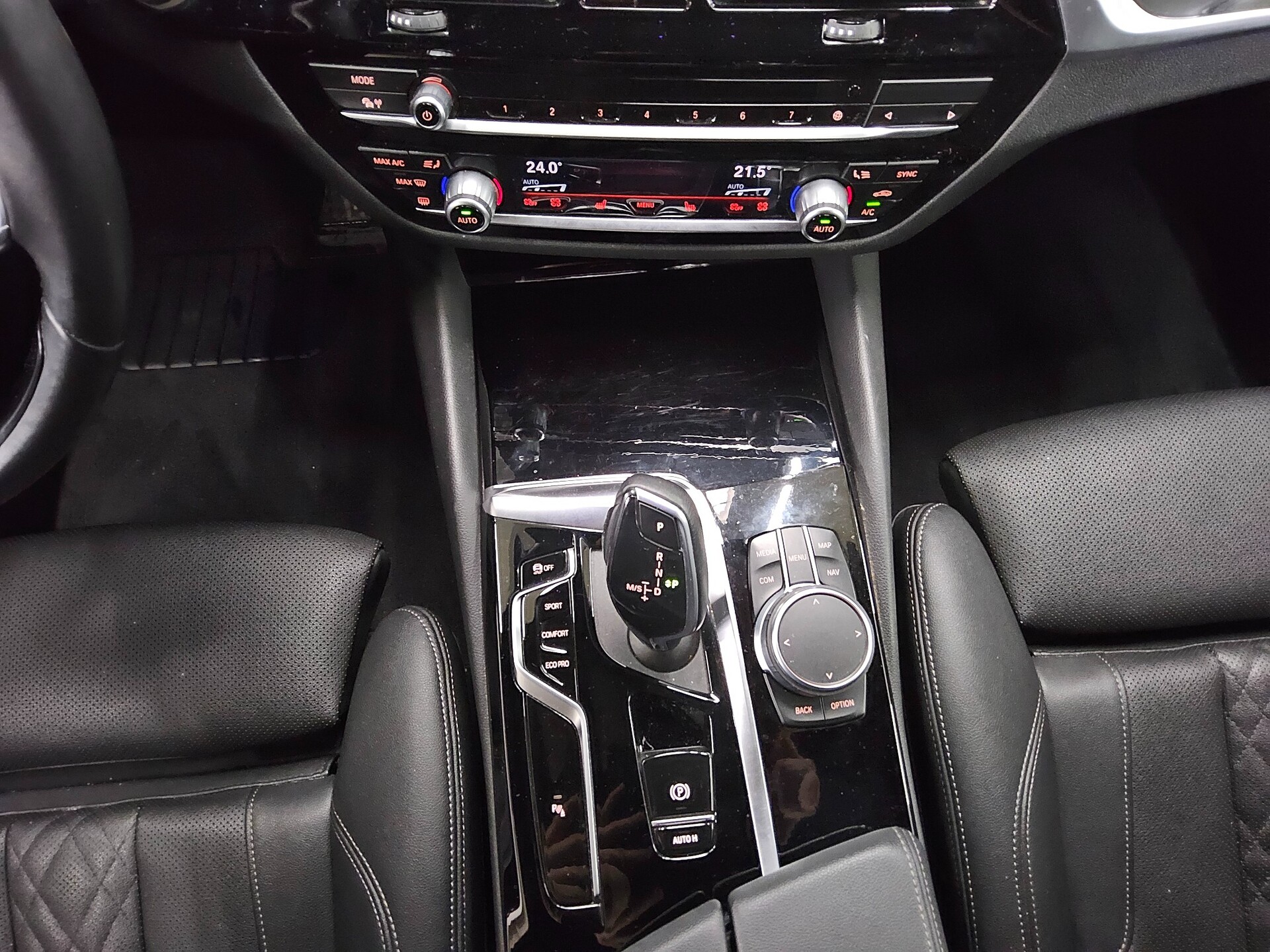 BMW 520dA Touring xDr Leder Navi LC Prof. HuD Laser 6