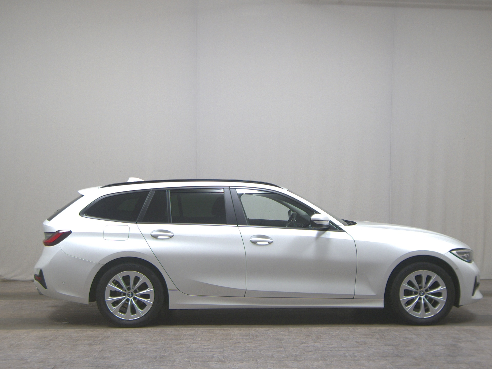 BMW 318iA Touring Advantage Navi LED LC-Pro RfK PDC