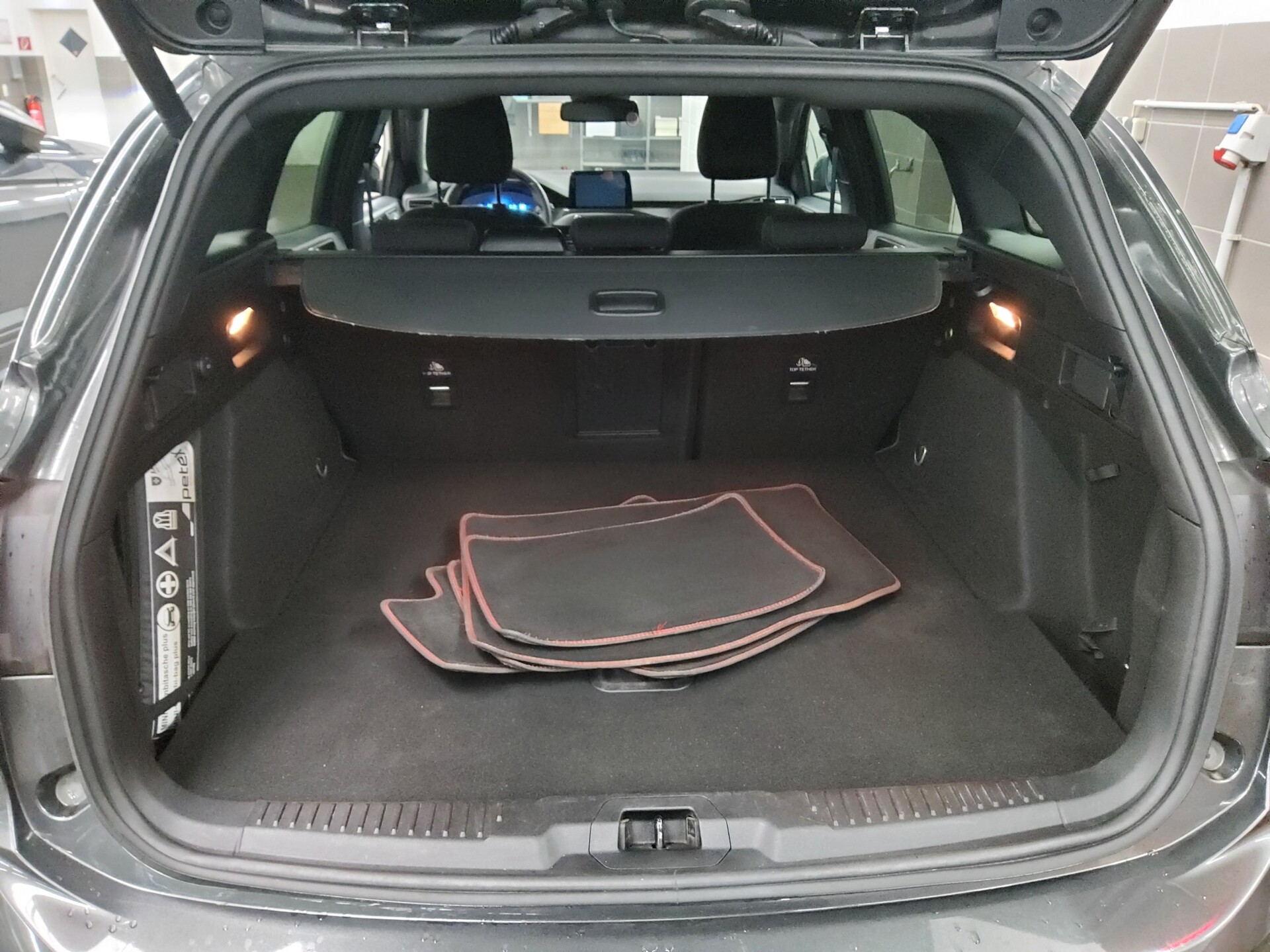 Ford Focus Turnier 1.5 EB ST-Line X Navi DC LED RFK 13