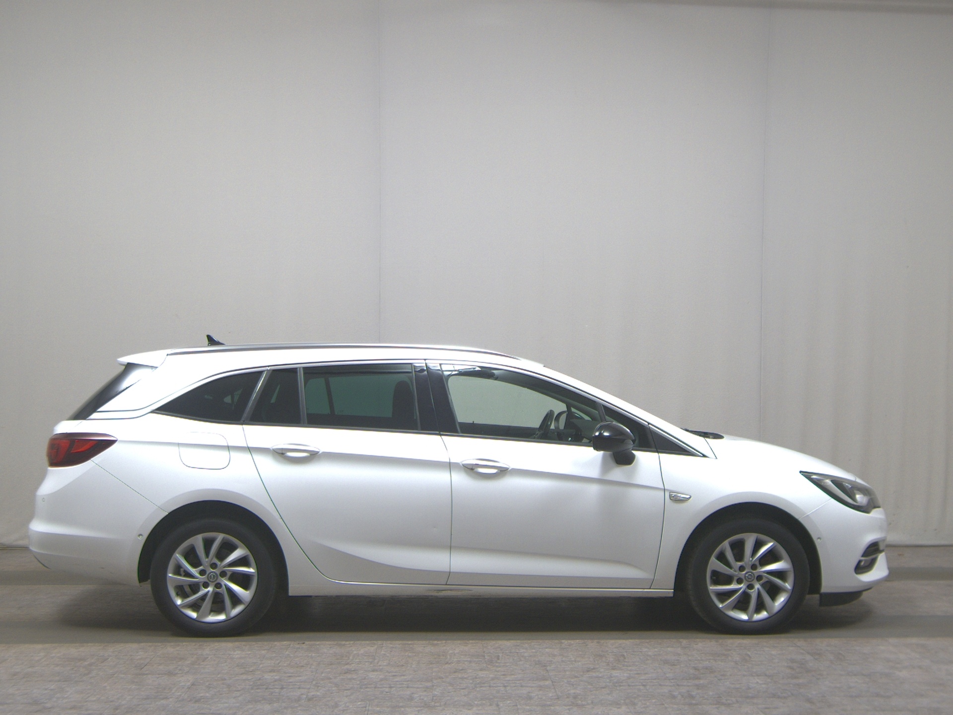 Opel Astra ST 1.5 D Elegance Leder Navi LED GSD RfK