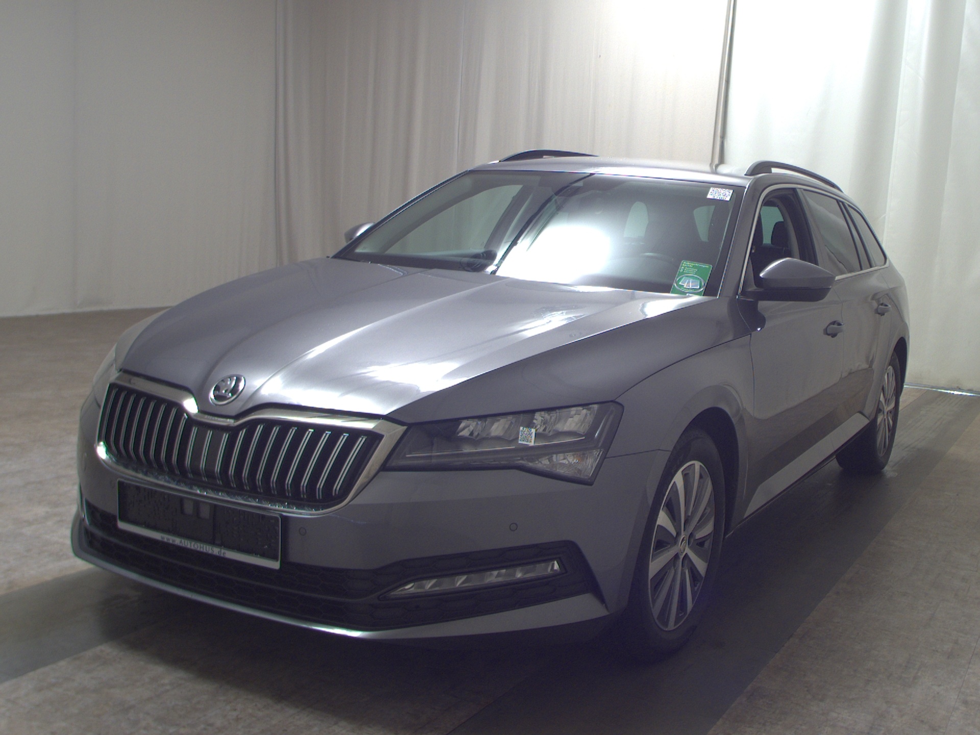 Skoda Superb Kombi 2.0 TDI Ambition Navi AID RFK AHK 2