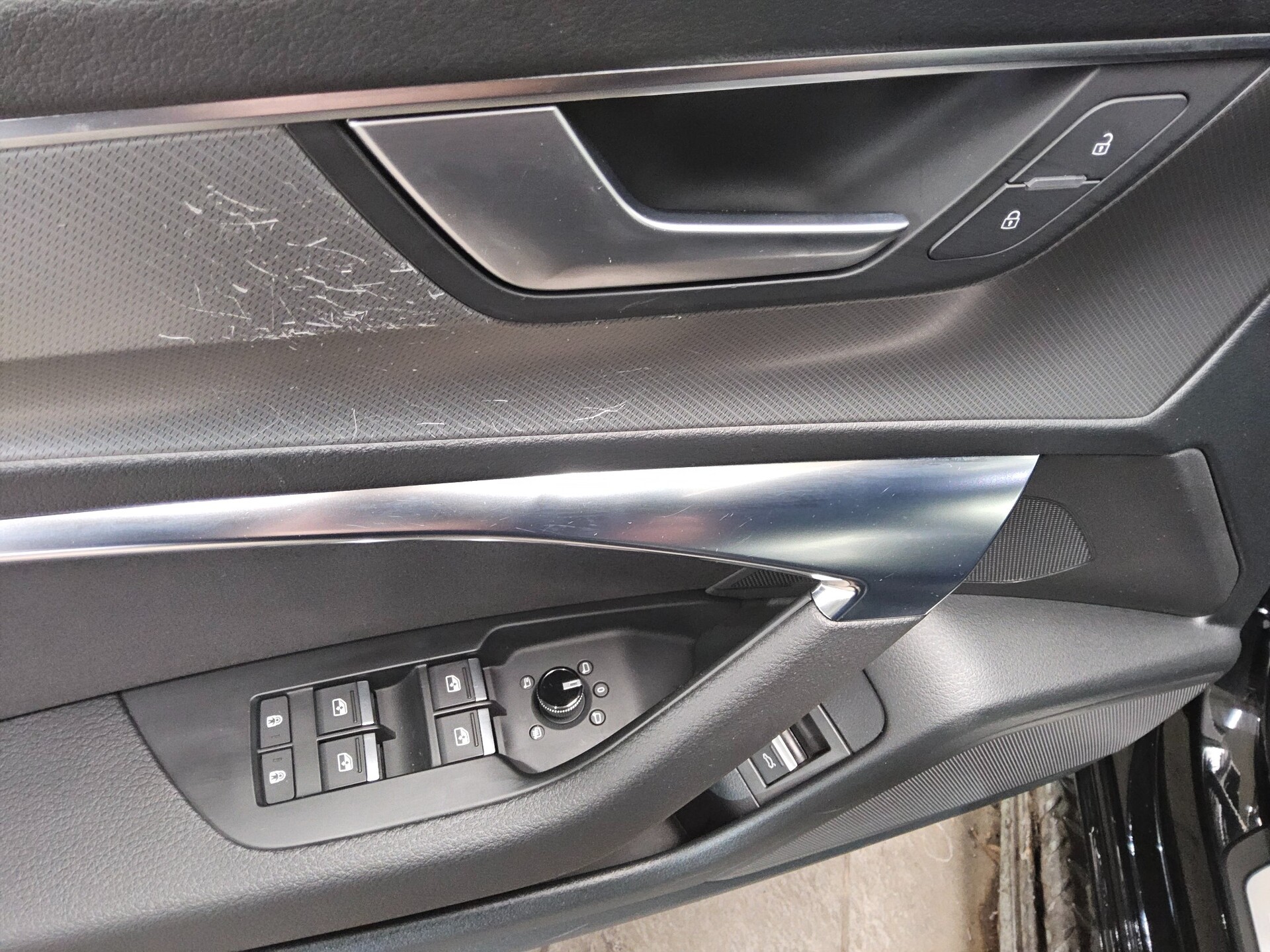 Audi A6 Avant 40 TDI sport Navi LED AHK RFK StandHzg 9