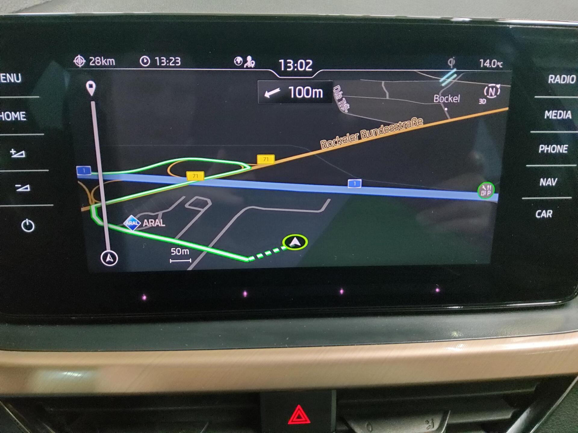 Skoda Kamiq 1.5 TSI Style Navi LED virtual ACC 7