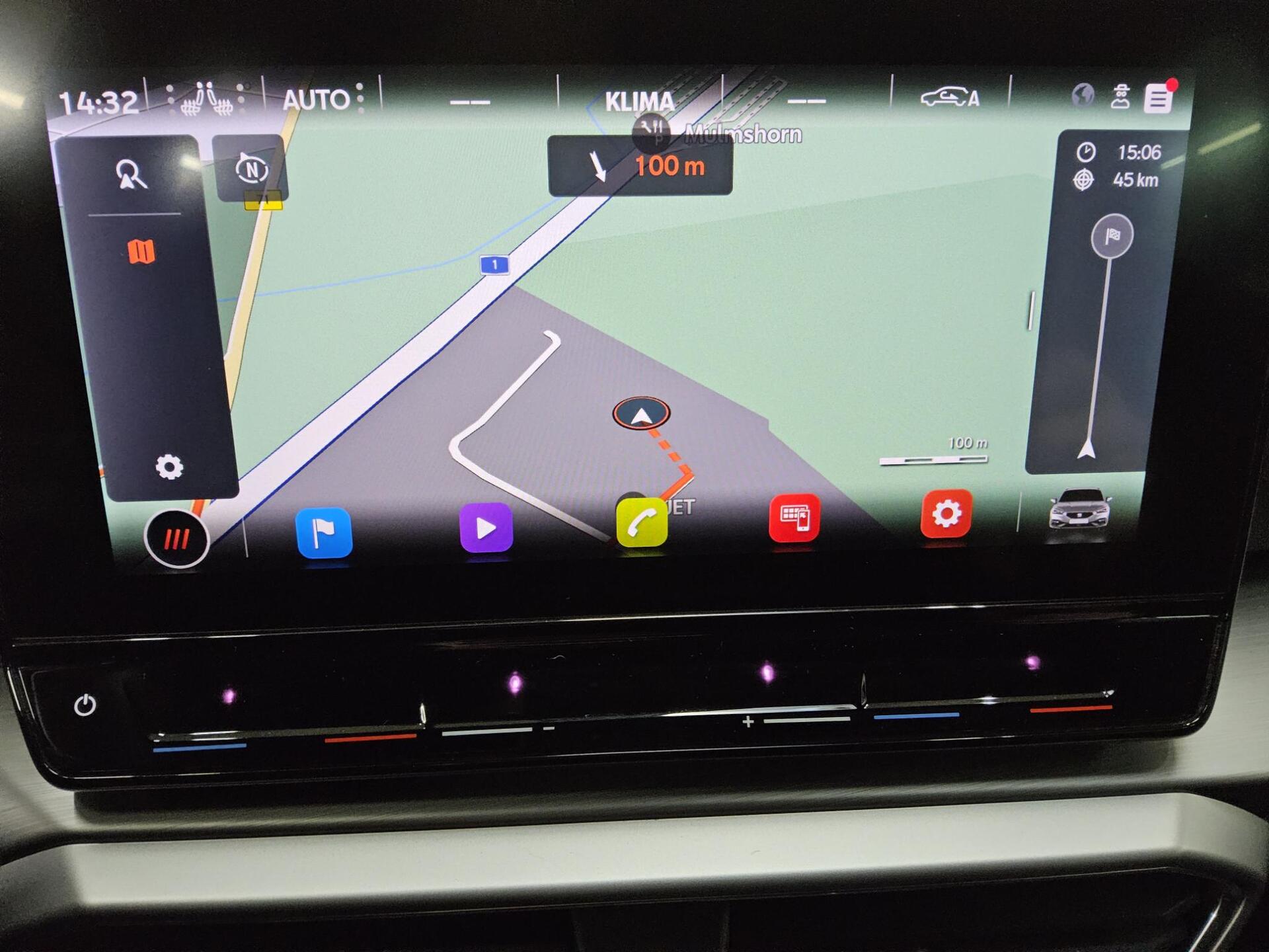 Seat Leon Sportstourer 1.4 e-HYBRID FR Navi LED RFK 7