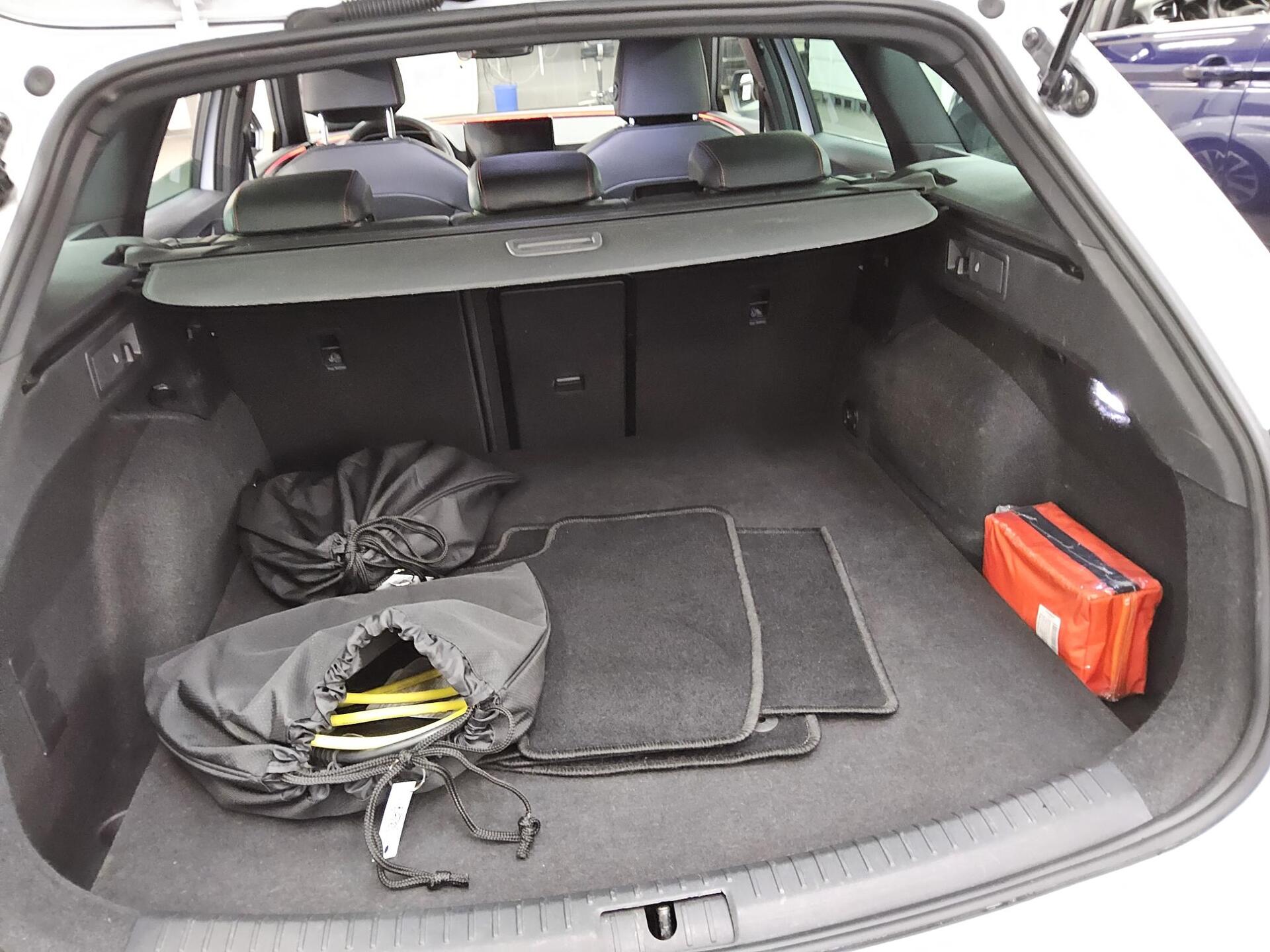 Seat Leon Sportstourer 1.4 e-HYBRID FR Navi LED RFK 12