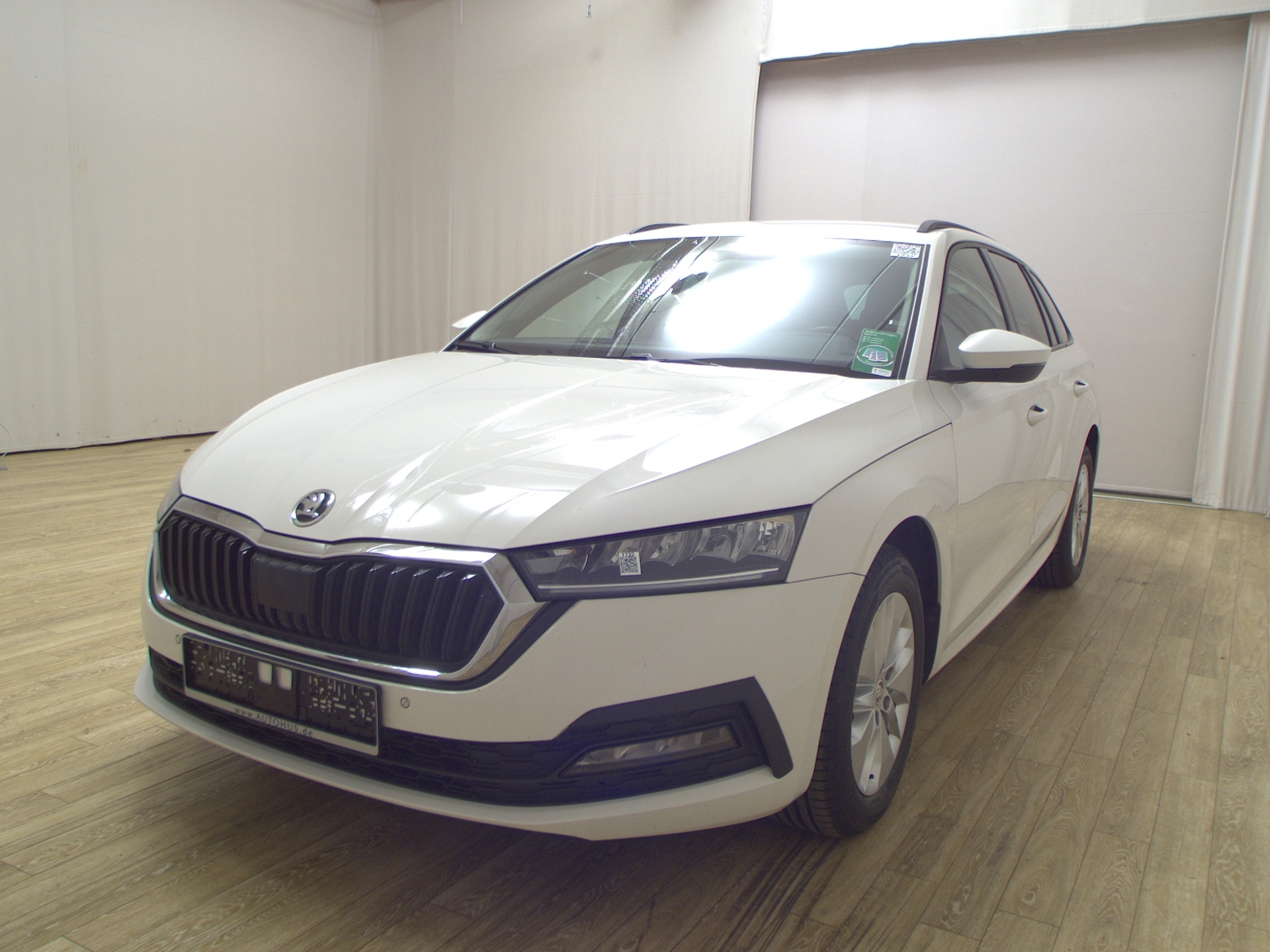 Skoda Octavia Kombi 2.0 TDI Ambition Navi LED vc AHK 2