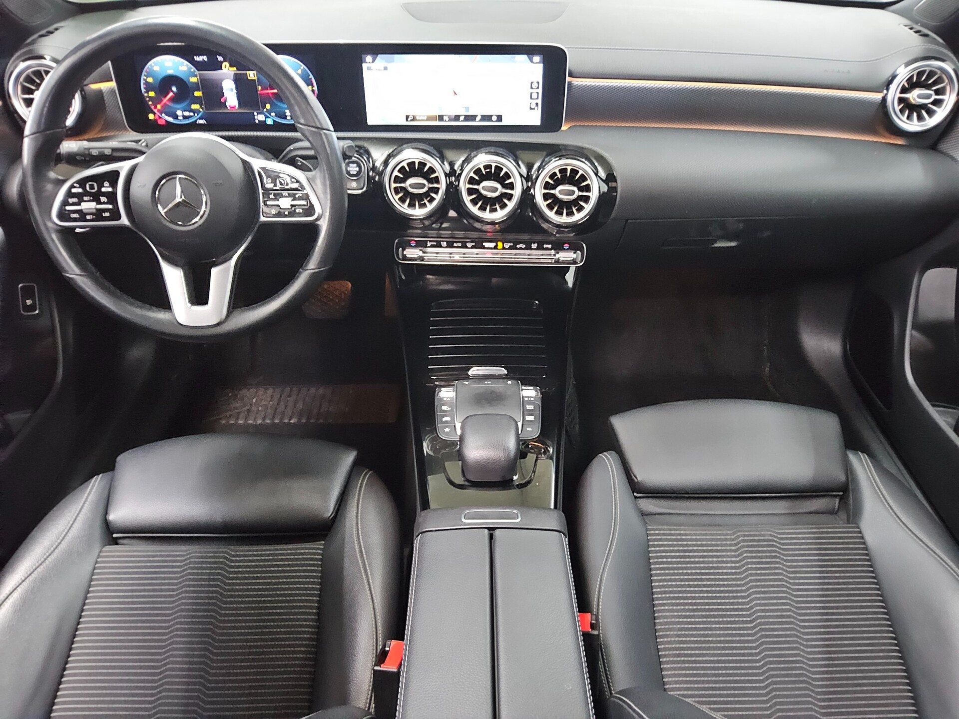 Mercedes-Benz CLA 220 SB d Progressive Navi Pano MB-LED RfK 5