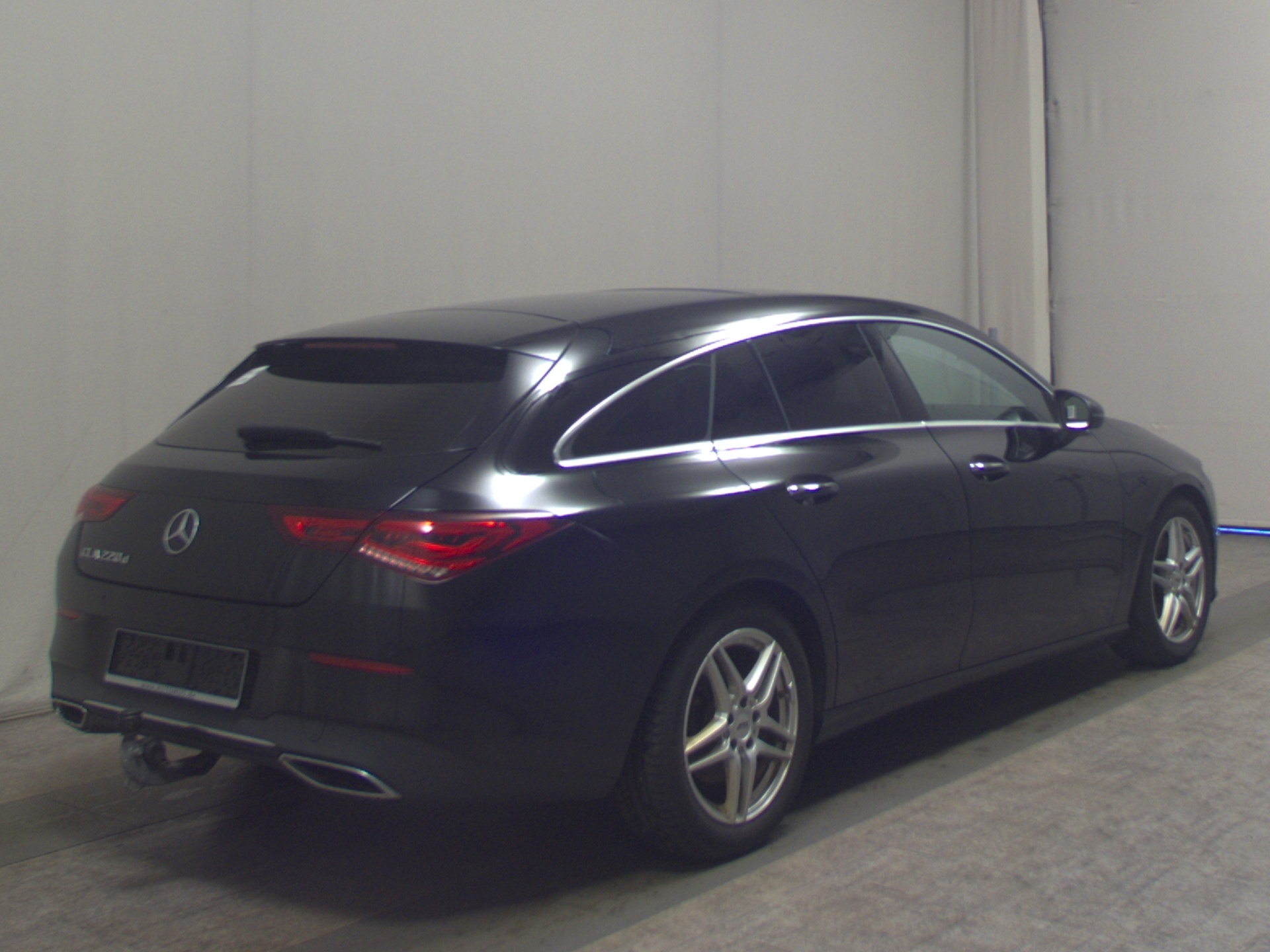 Mercedes-Benz CLA 220 SB d Progressive Navi Pano MB-LED RfK 4