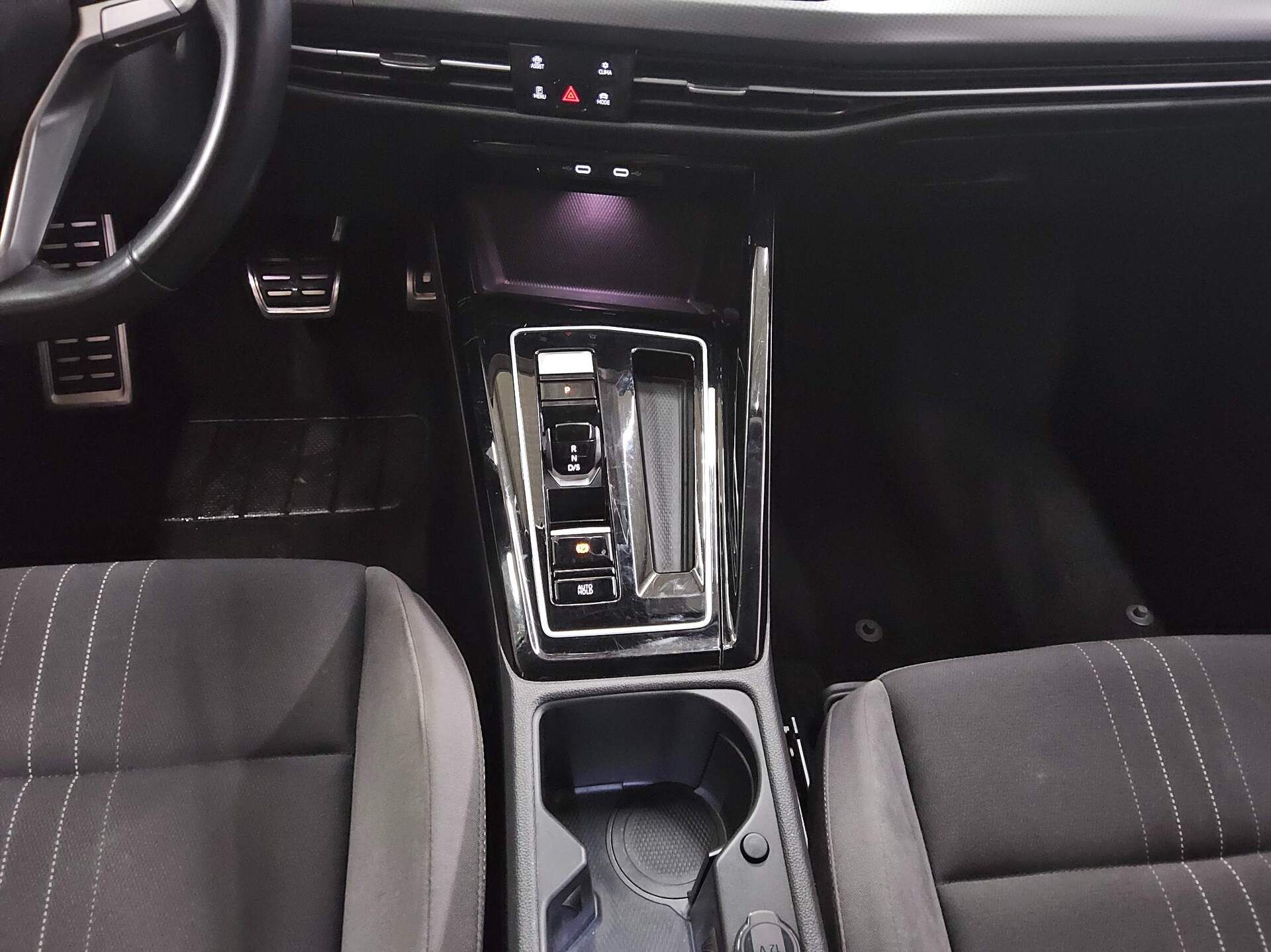 Volkswagen Golf-8 Alltrack 2.0 TDI 4M Navi DC AHK ACC 6