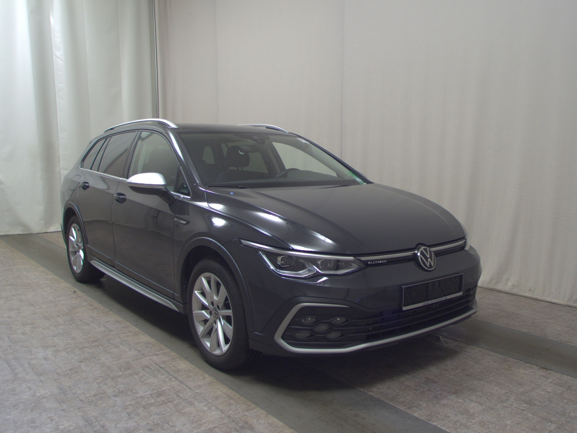 Volkswagen Golf-8 Alltrack 2.0 TDI 4M Navi DC AHK ACC 3