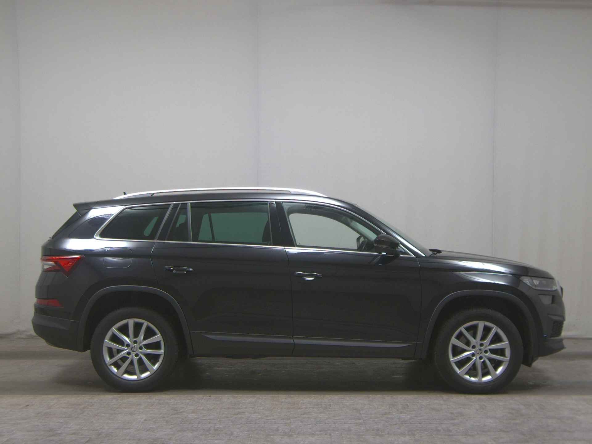 Skoda Kodiaq 2.0 TDI Style 7-Sitze T-Leder Navi vc LED