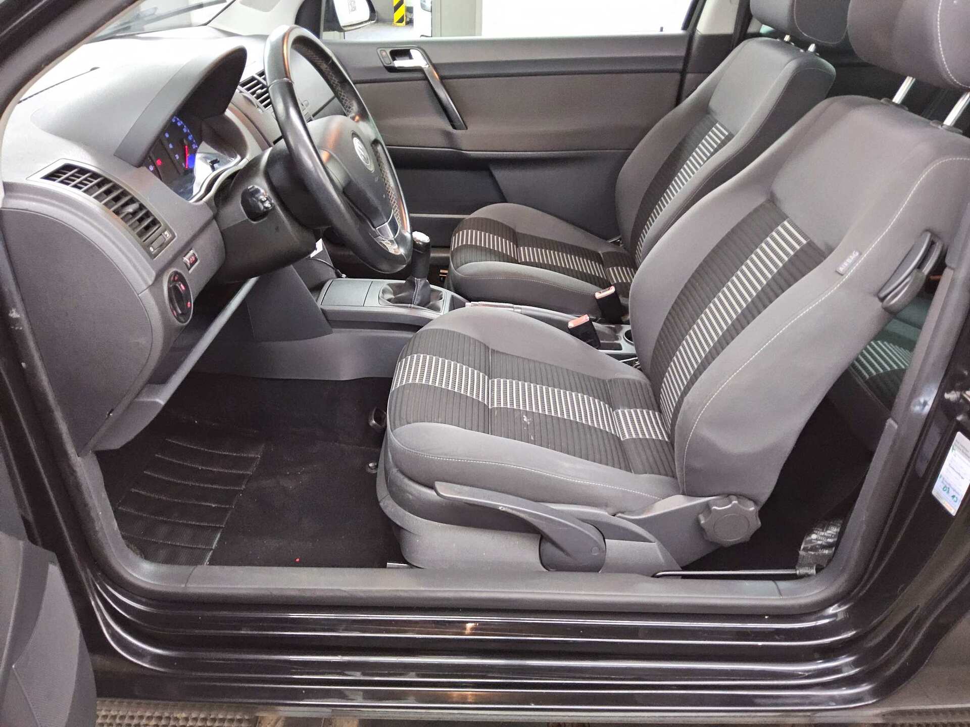 Volkswagen Polo 1.4 United Klima PDC 8