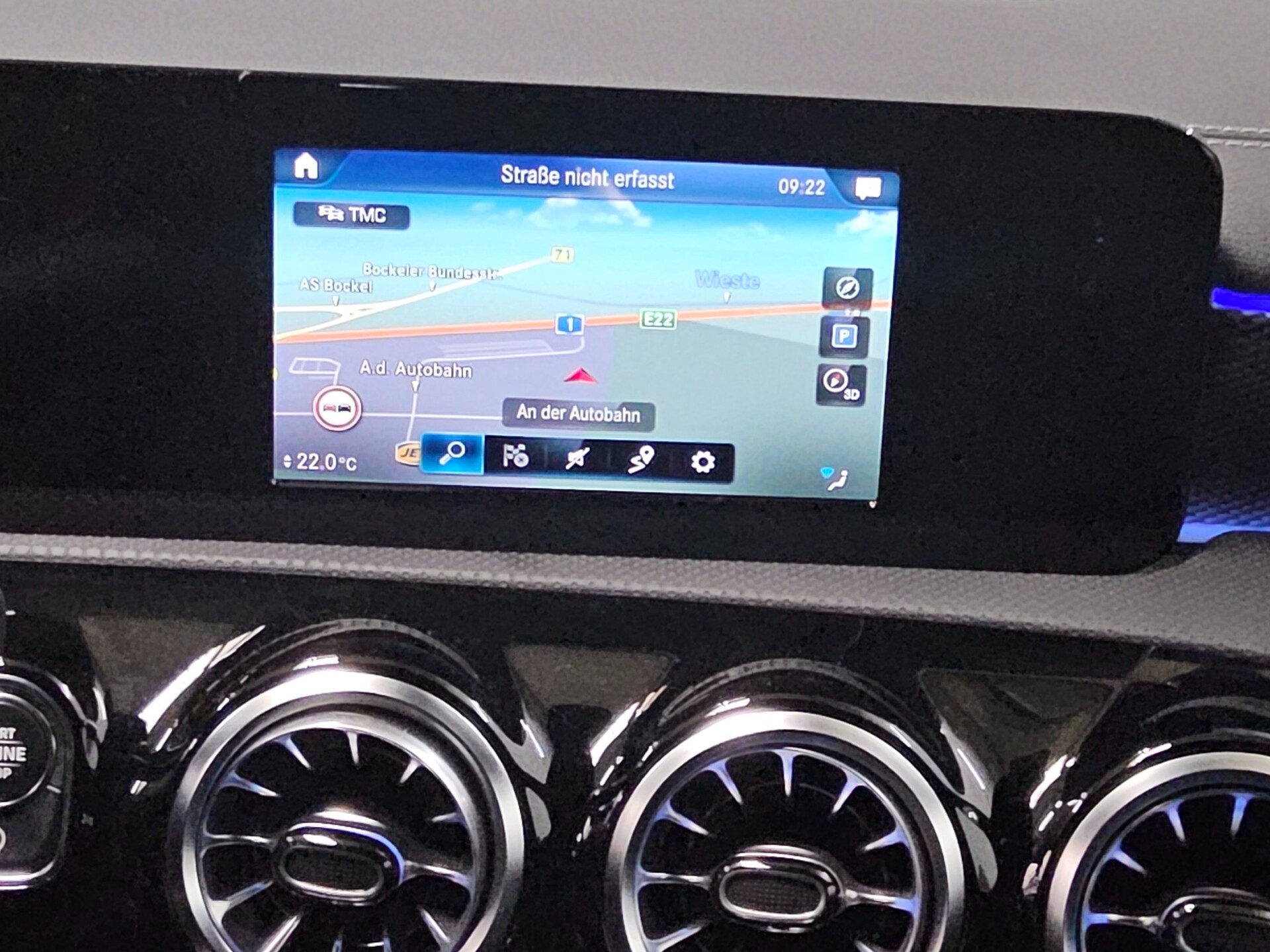 Mercedes-Benz CLA 220 d Progressive Navi LED MBUX AHK Sound 7