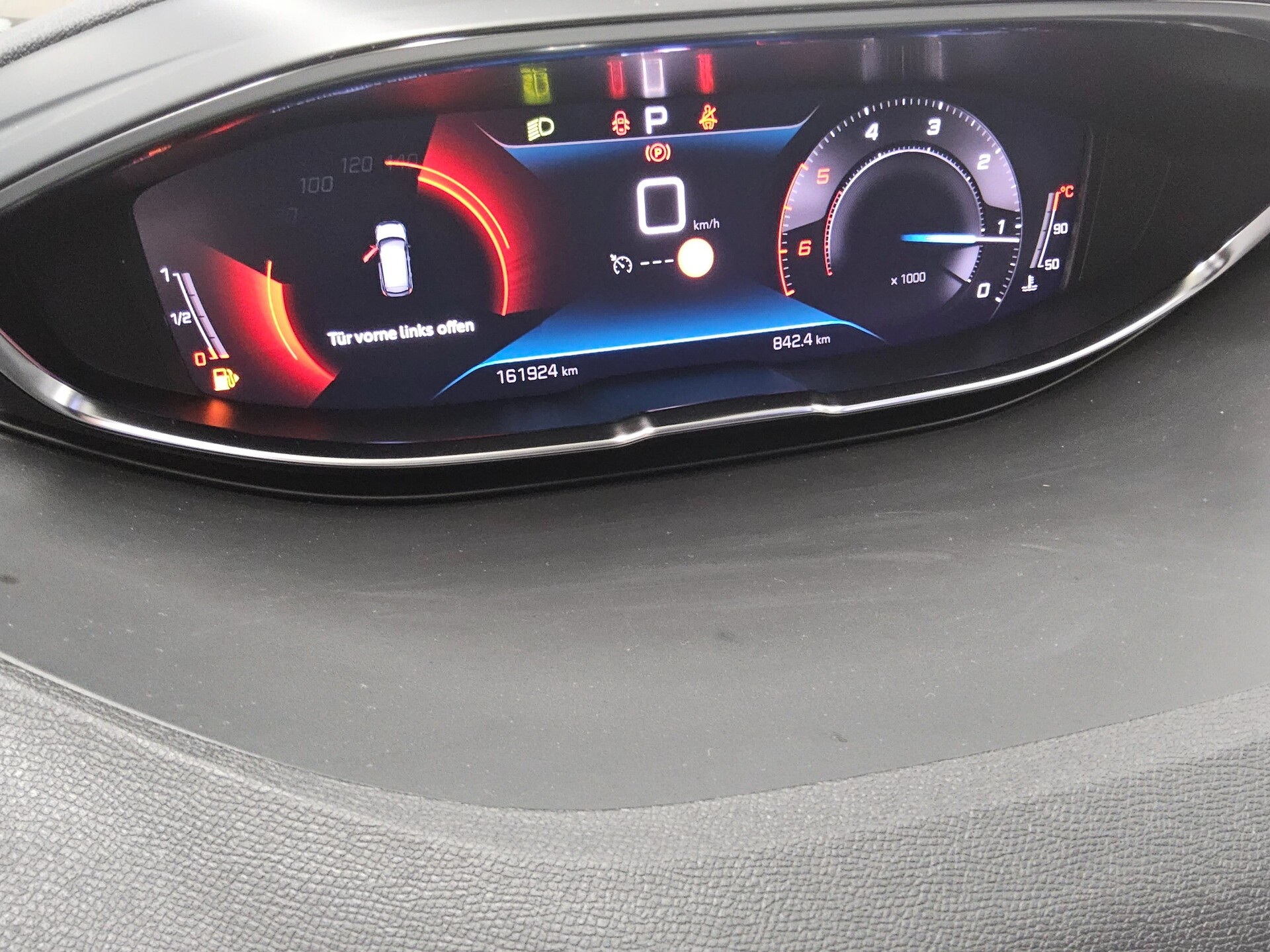 Peugeot 3008 1.5 BlueHDI Allure T-Leder Navi LED RFK 10