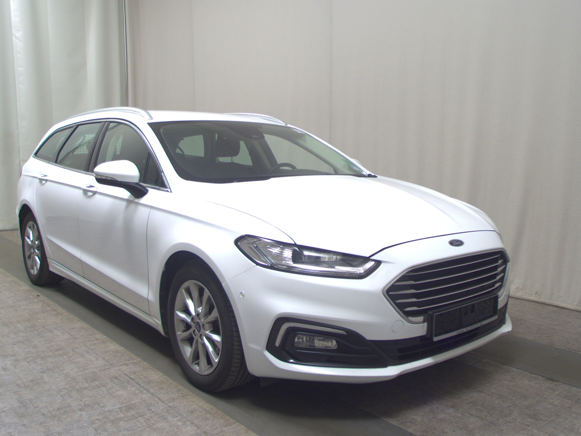 Ford Mondeo Turnier 2.0 EB Titanium Navi LED 4xSHZ 3