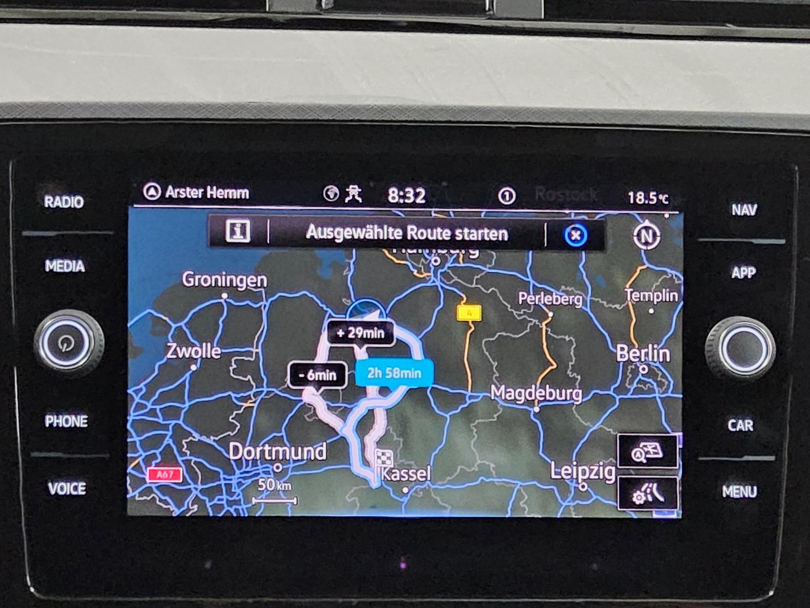 Volkswagen Passat Var. 2.0 TDI Business Navi LED ACC RfK DC 7