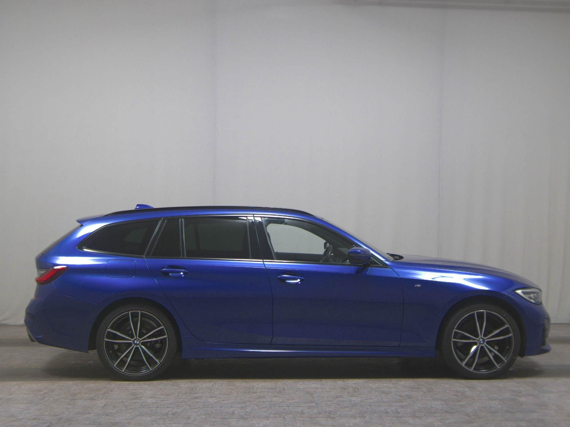 BMW 320e Touring M-Sport Navi LED LC-Pro Shz PDC