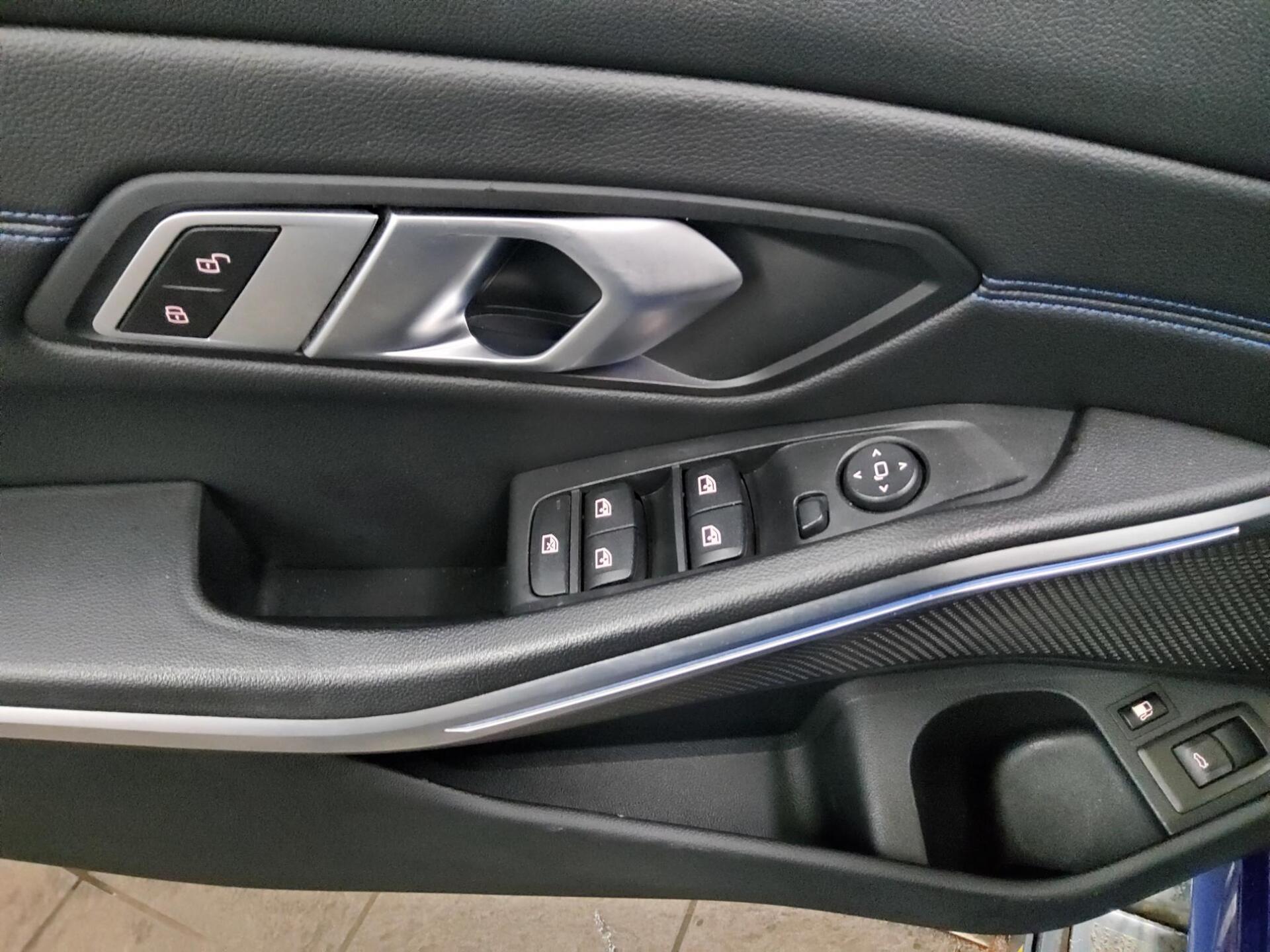 BMW 320e Touring M-Sport Navi LED LC-Pro Shz PDC 10