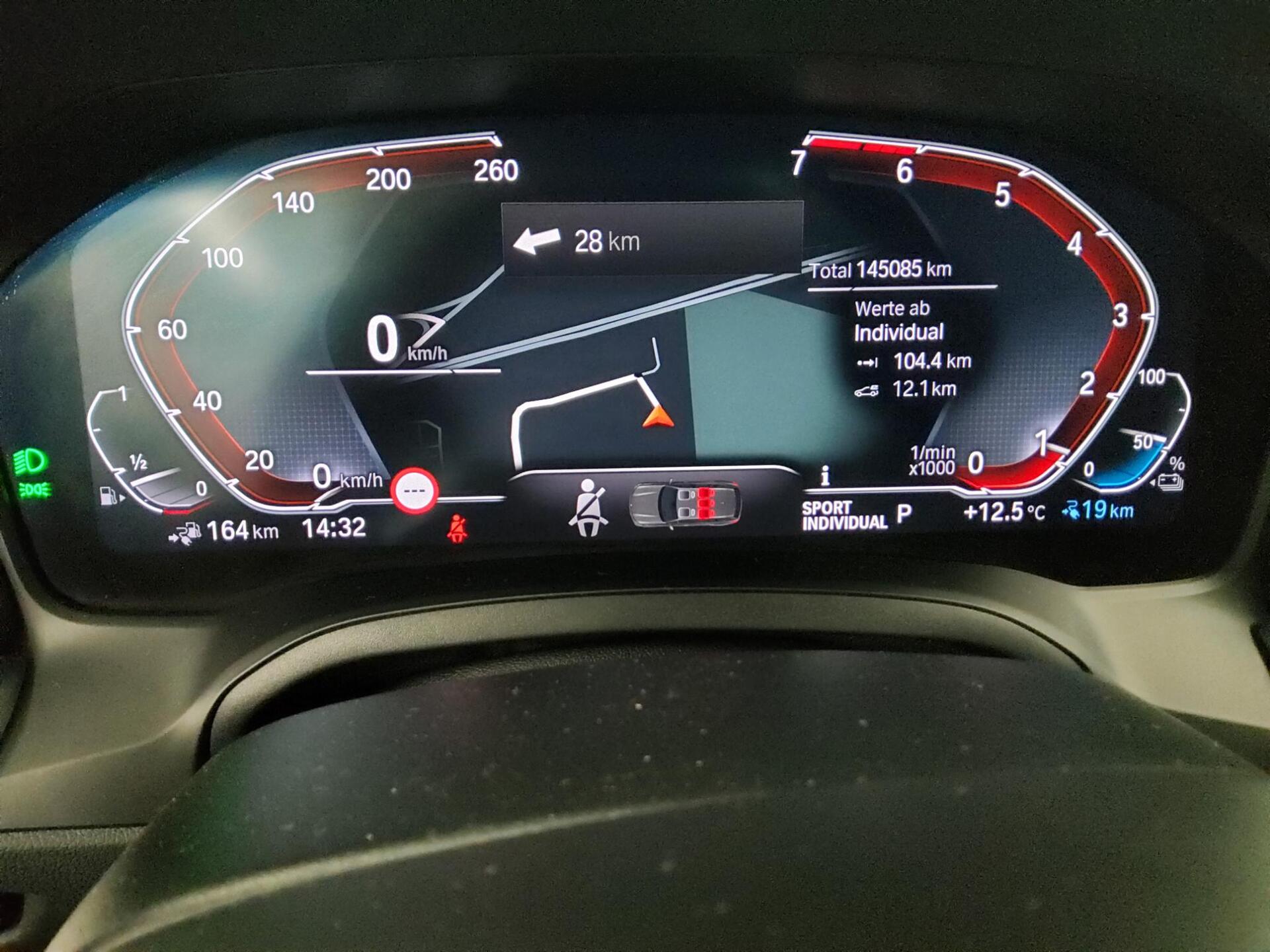 BMW 320e Touring M-Sport Navi LED LC-Pro Shz PDC 8