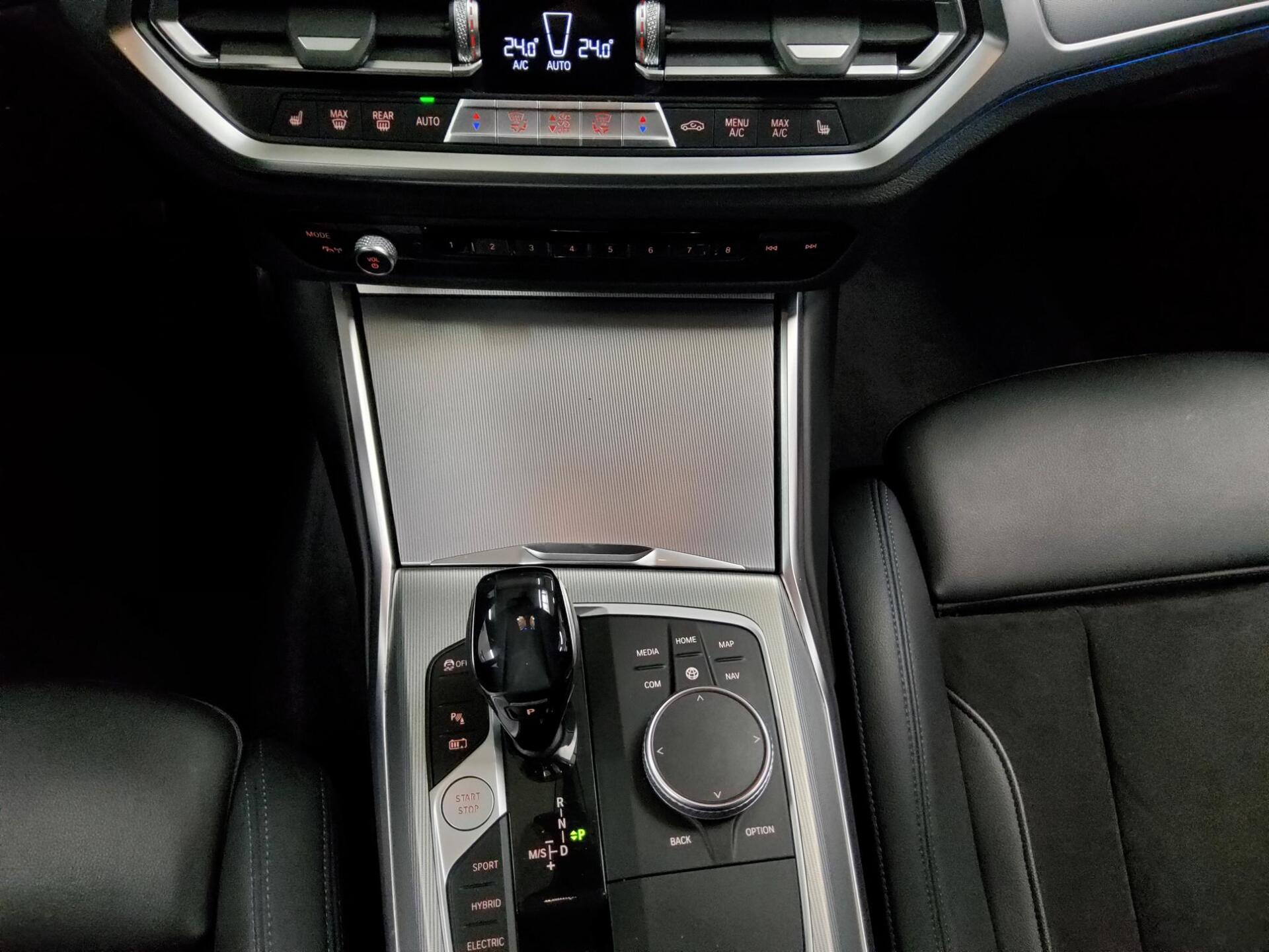 BMW 320e Touring M-Sport Navi LED LC-Pro Shz PDC 6