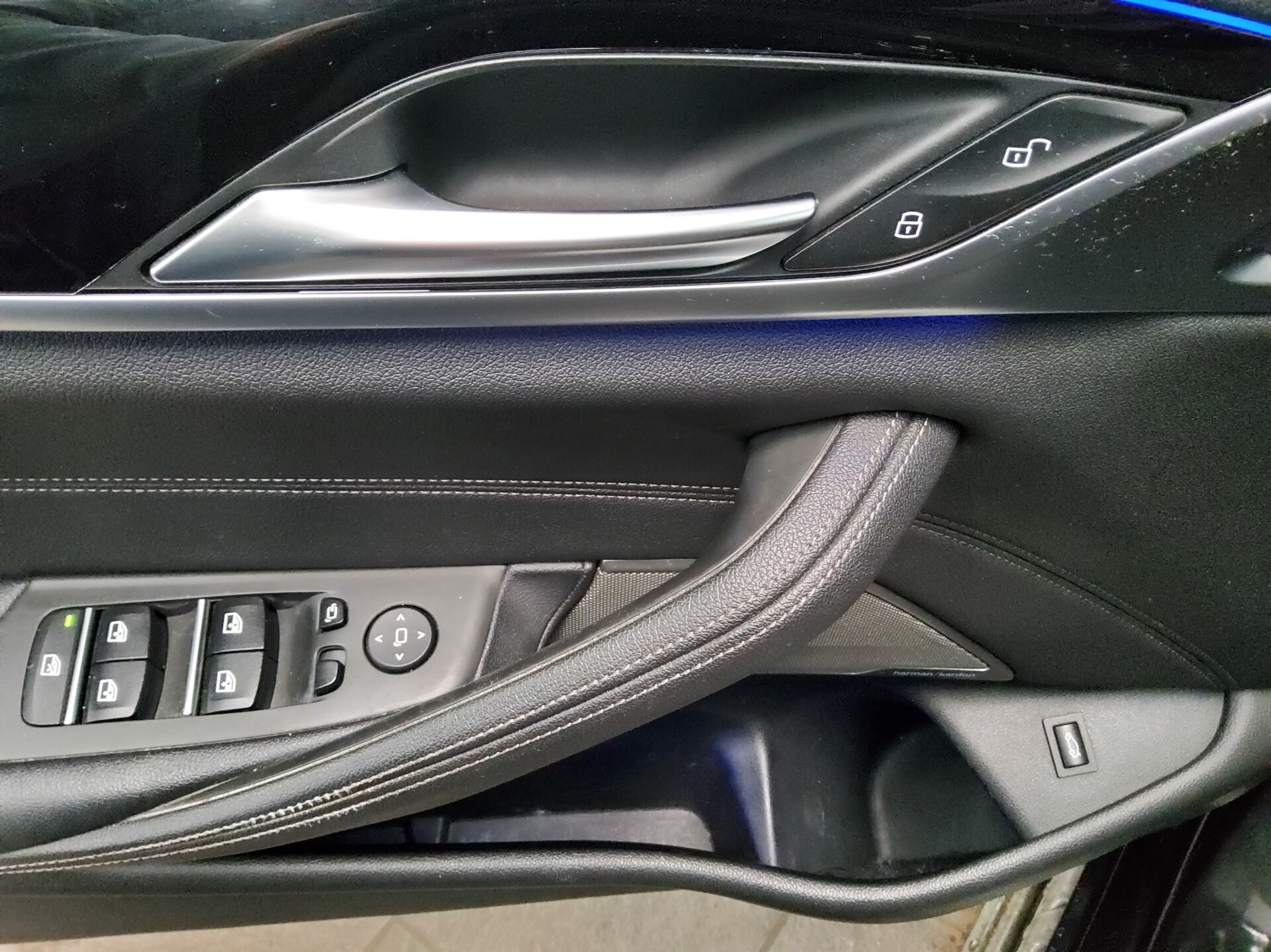 BMW 520dA xDr Leder Navi HuD GSD LC-Pro H-K Laser 10