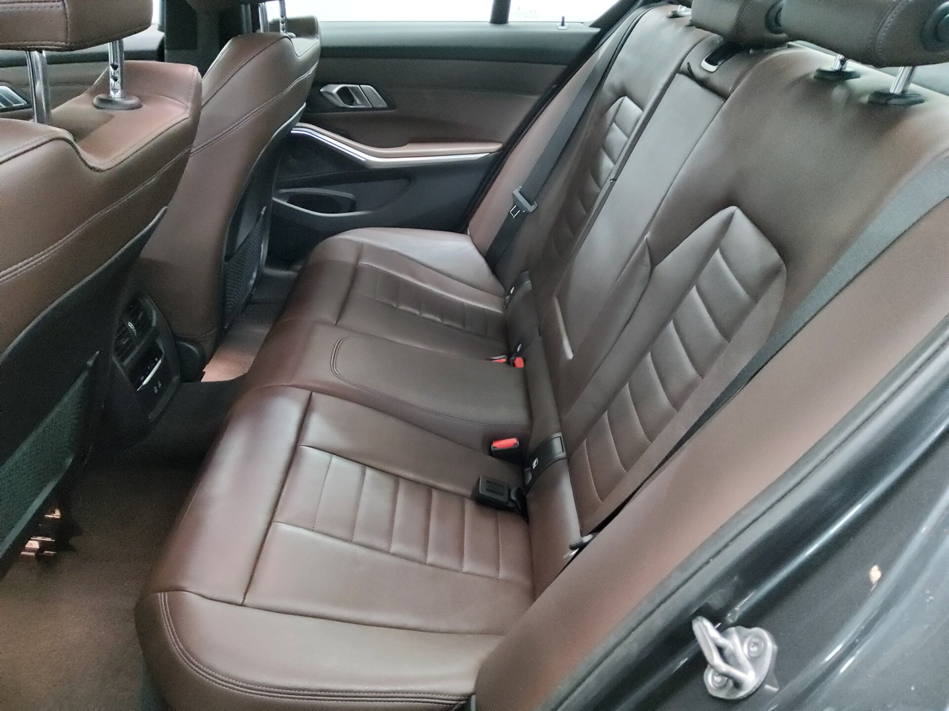 BMW 320e M-Sport Leder Navi Laser LC Pro HiFi HuD 13