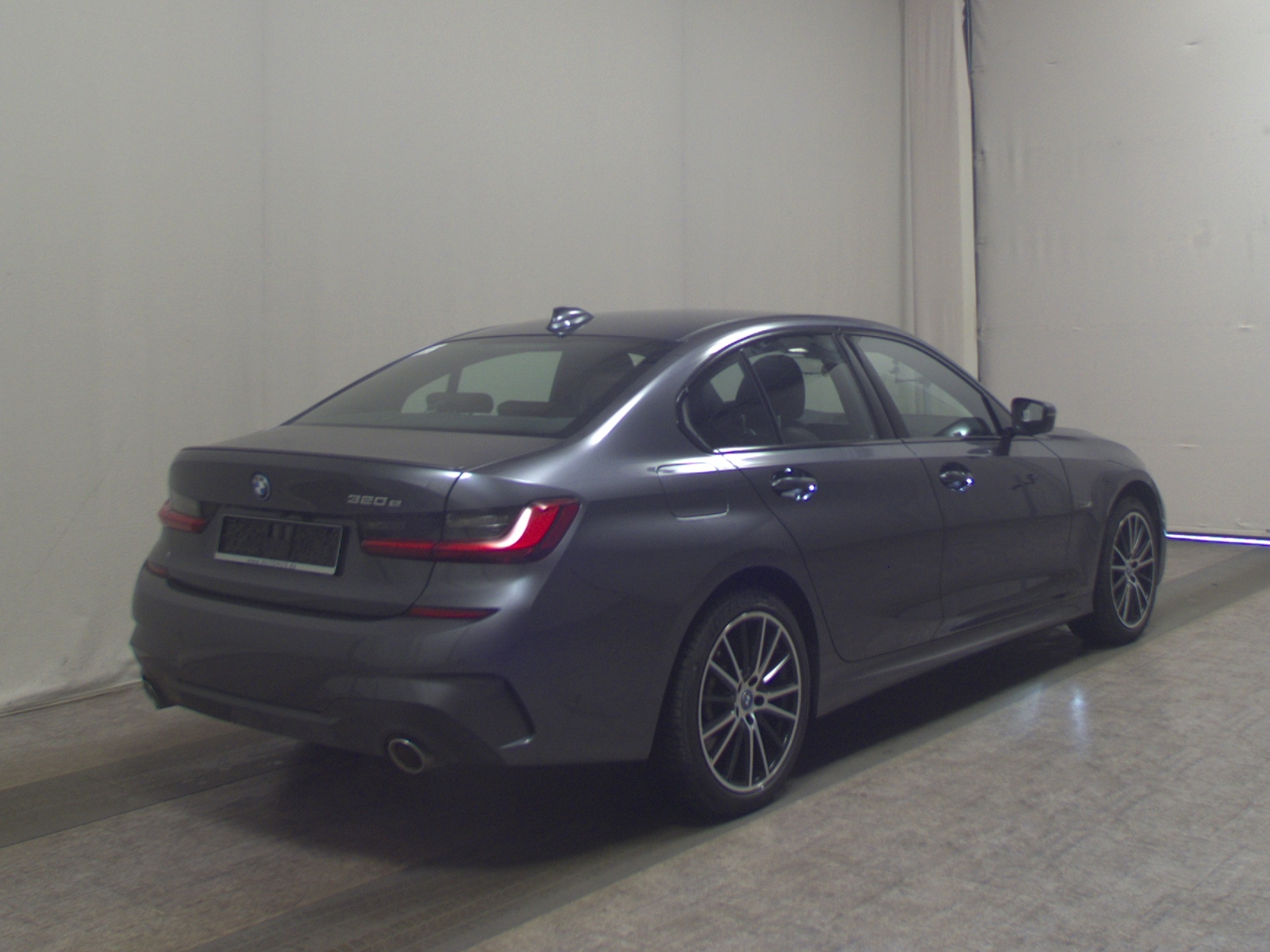 BMW 320e M-Sport Leder Navi Laser LC Pro HiFi HuD 4