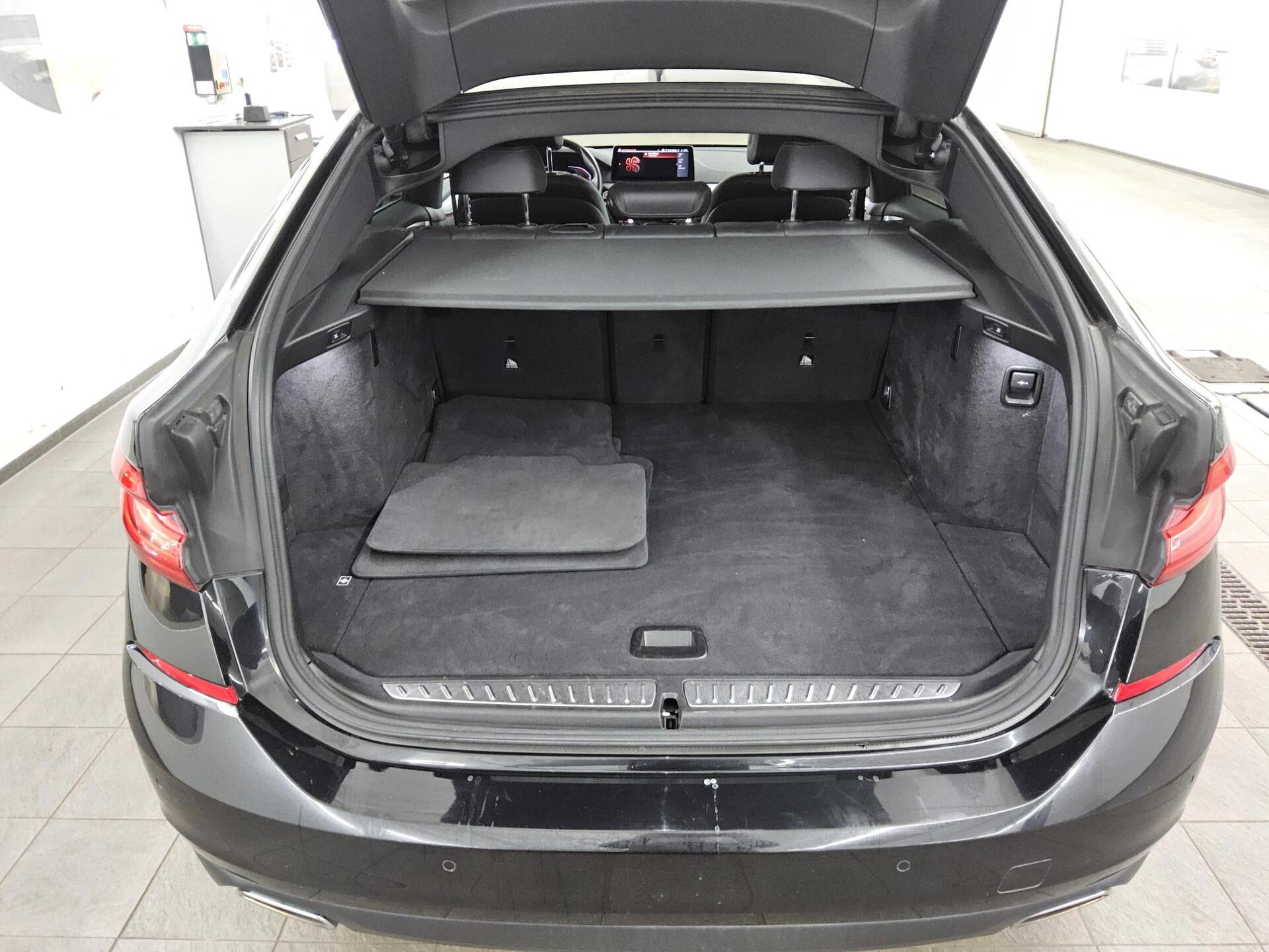 BMW 630 Gran Turismo xDr Navi LED LC-Pro HuD 4xShz 12