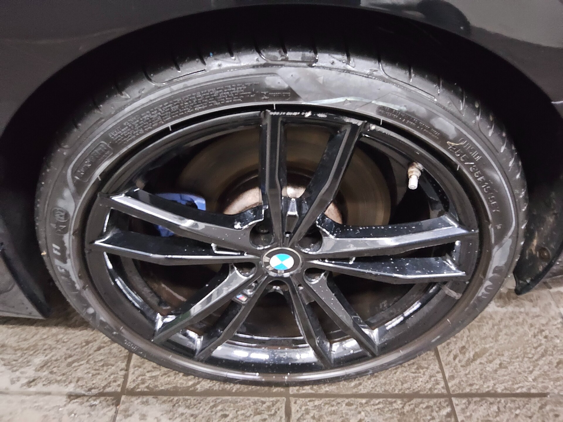 BMW 330i Touring M-Sport Navi Laser HuD LC+ HiFi AHK 10