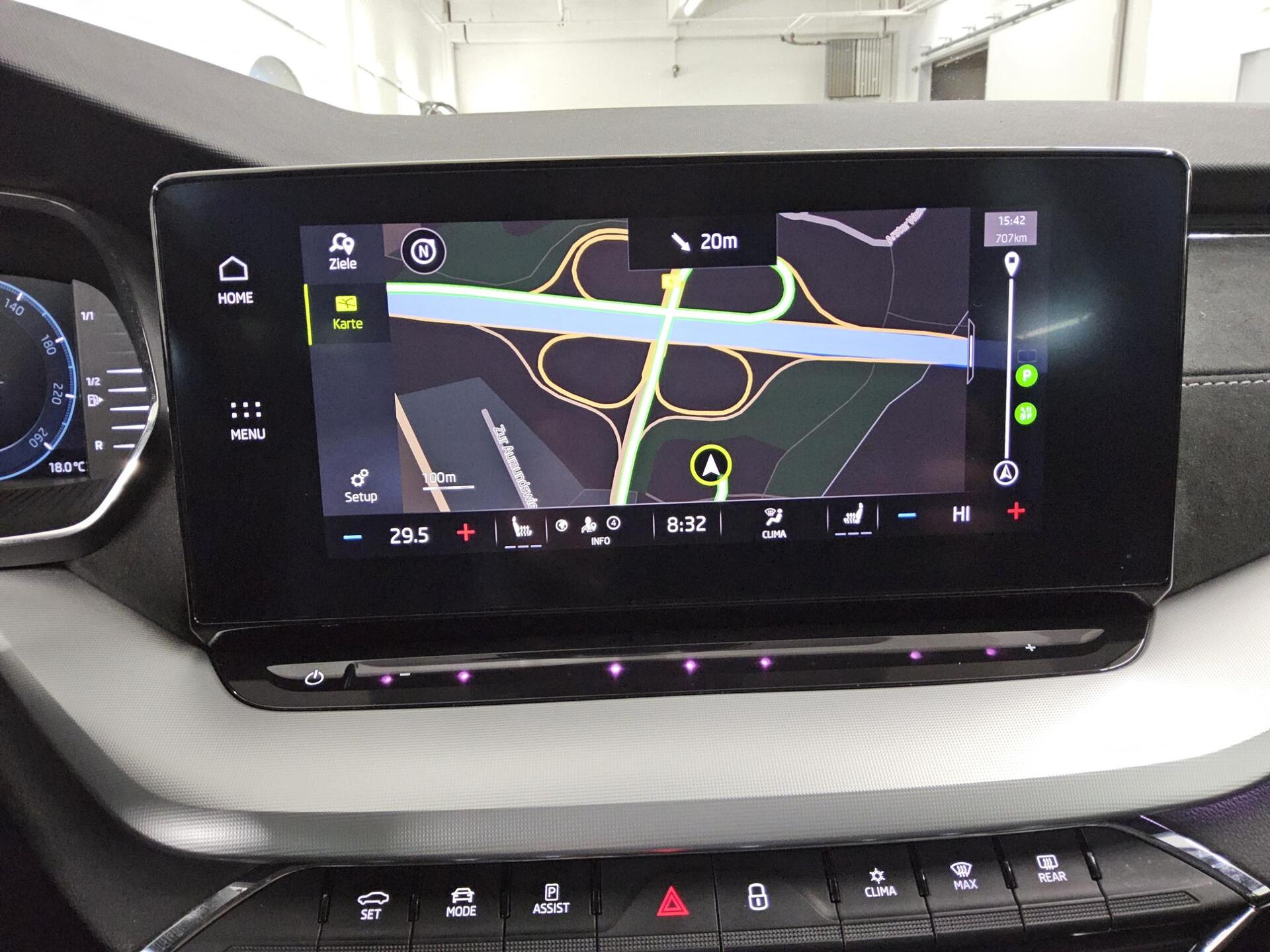 Skoda Octavia Kombi 2.0 TDI Style T-Leder Navi LED vc 7