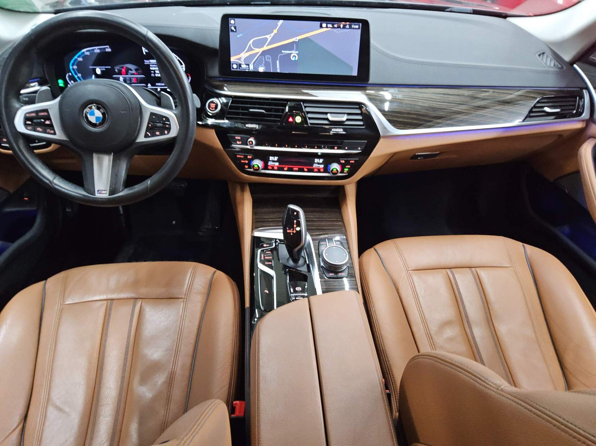 BMW 530i Touring Luxury-Line Leder Navi LED H-K RfK 5
