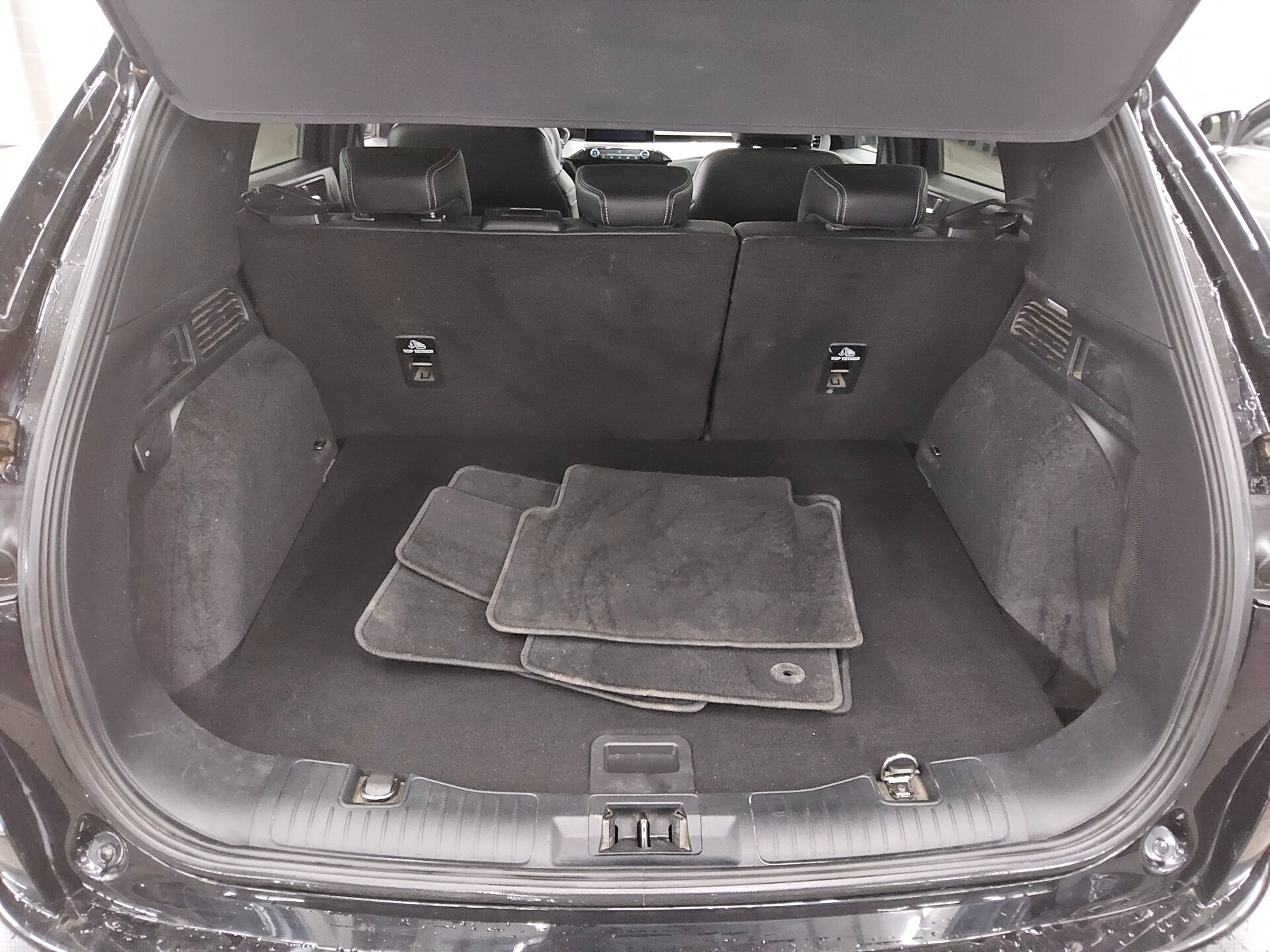 Ford Kuga 2.0 EB Titanium X T-Leder Navi LED HuD 12