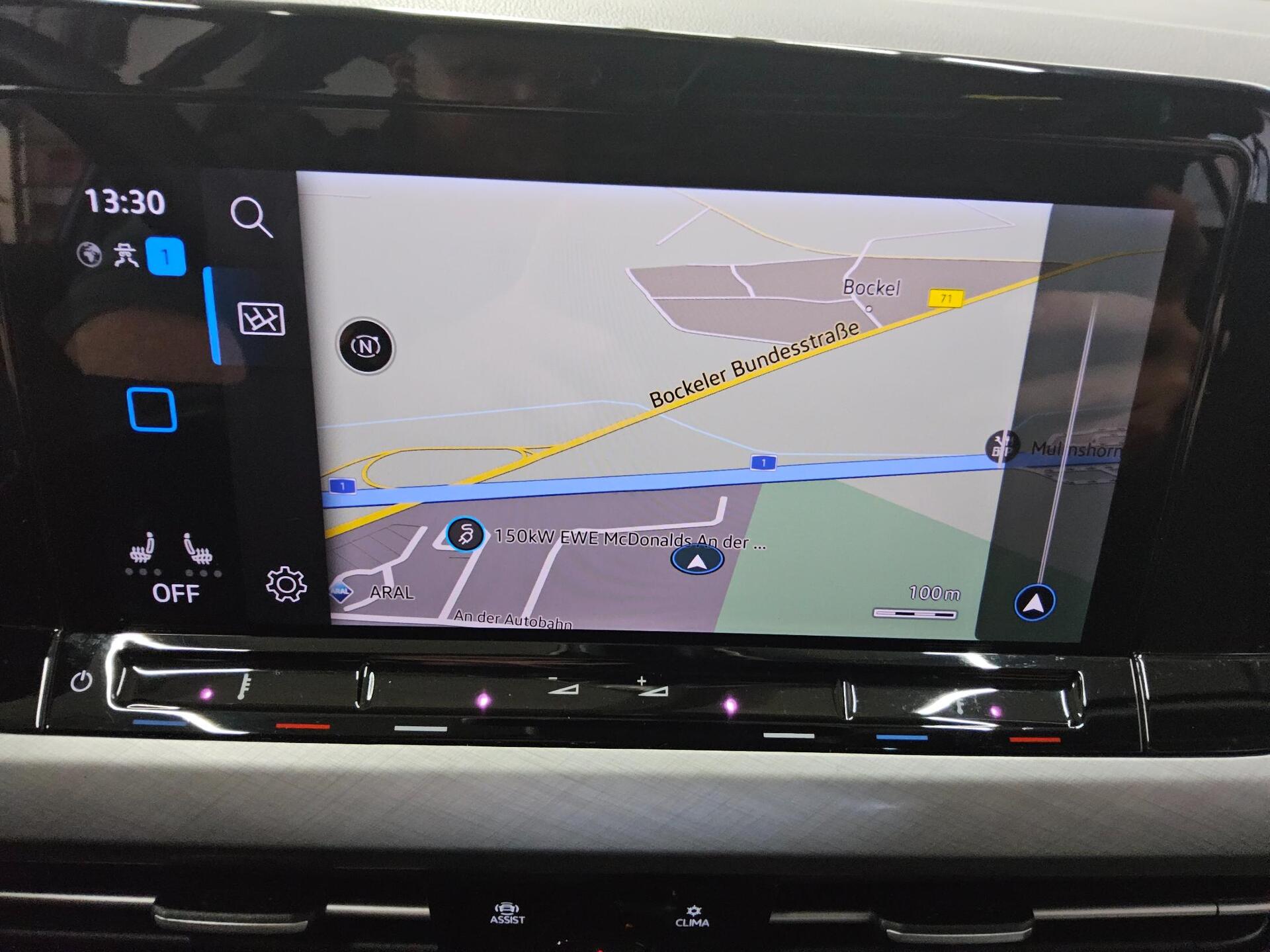 Volkswagen Golf-8 2.0 TDI Life Navi LED AID ACC PDC 7