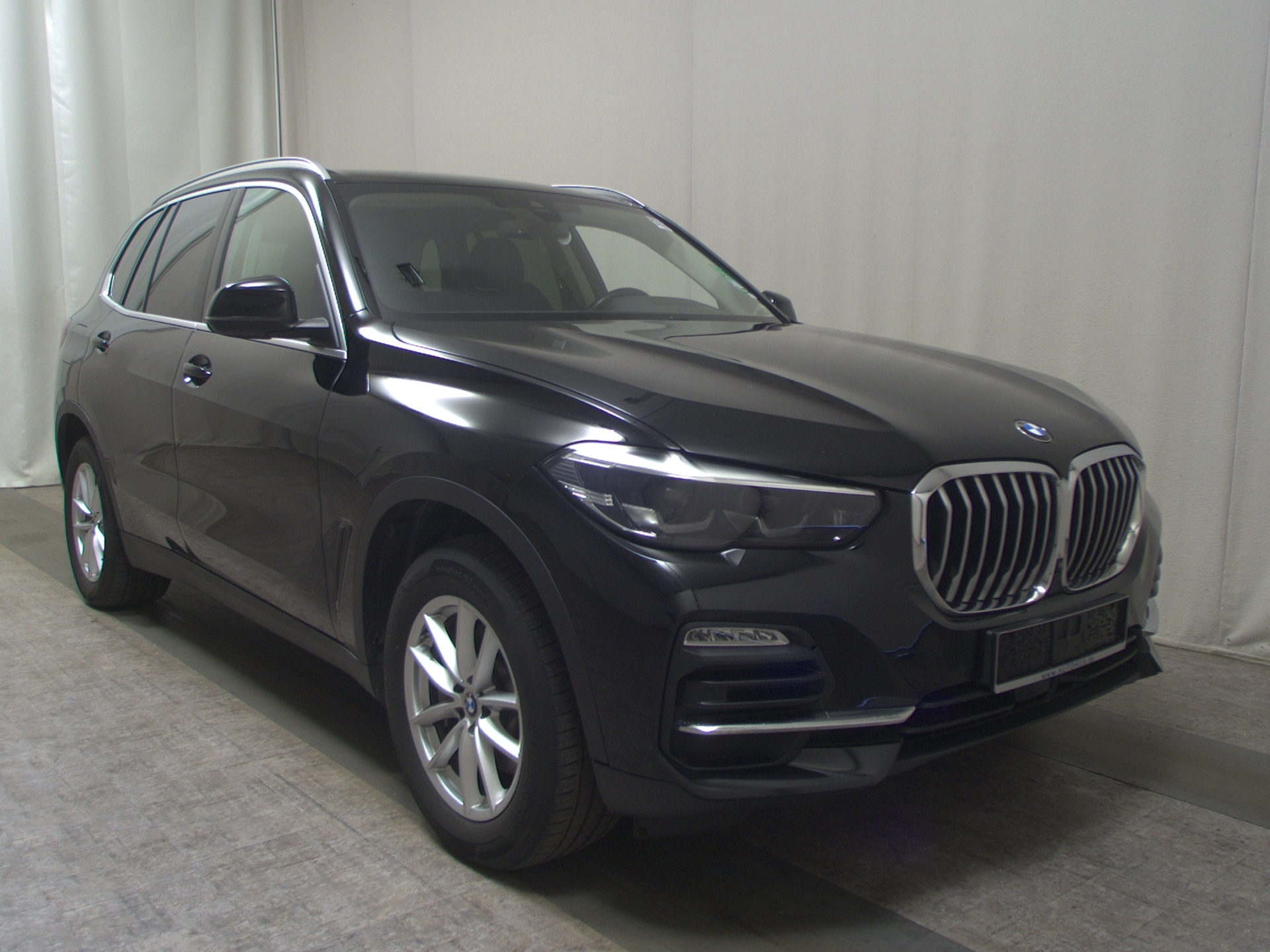 BMW X5 xDrive25d Leder Navi LED LC prof. H-K AHK 3