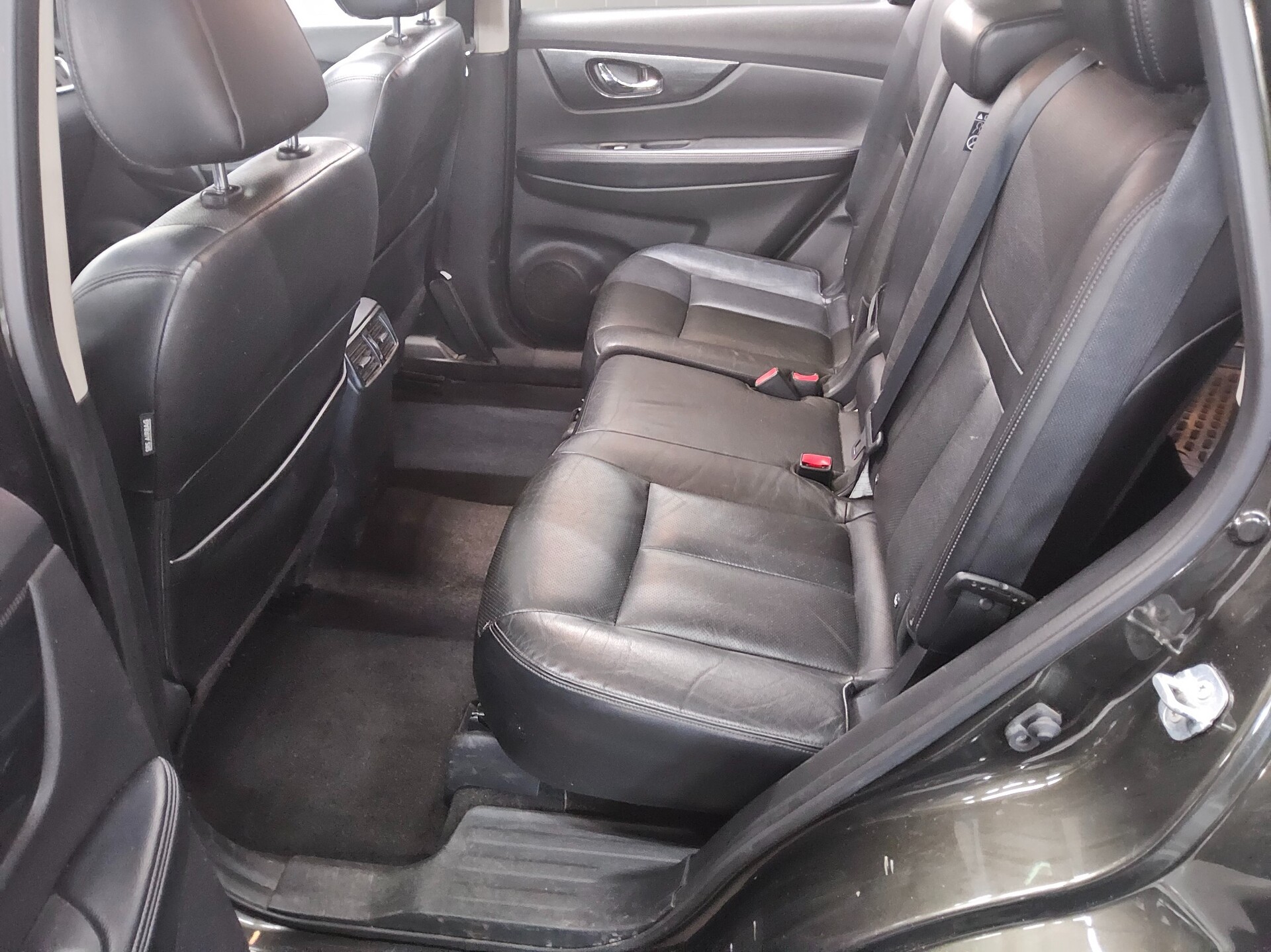 Nissan X-Trail 1.6 DCI Tekna Navi LED Pano Kamera AHK 13